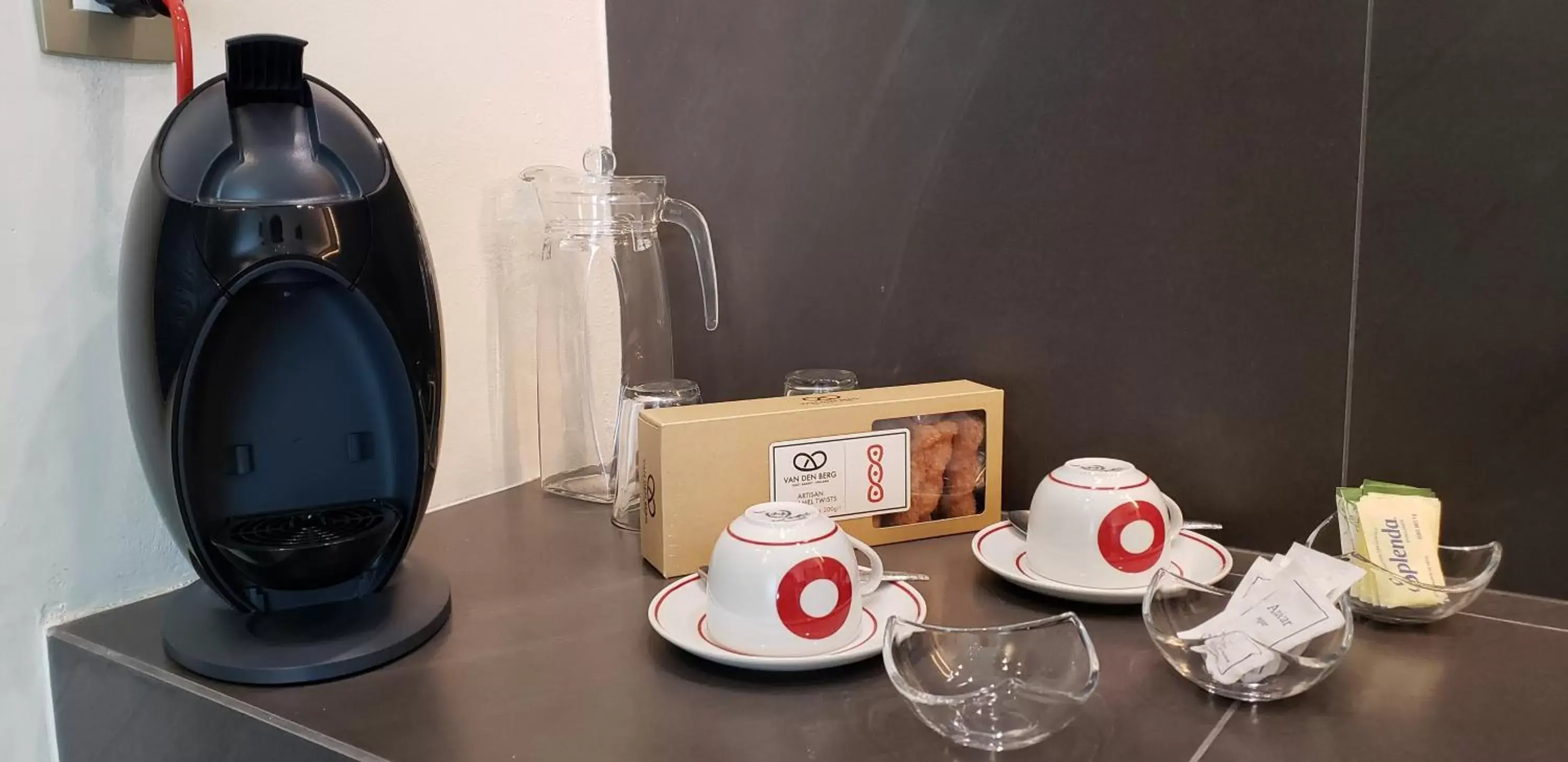 Coffee/tea facilities, Drinks in Marialicia Suites, Hotel Boutique