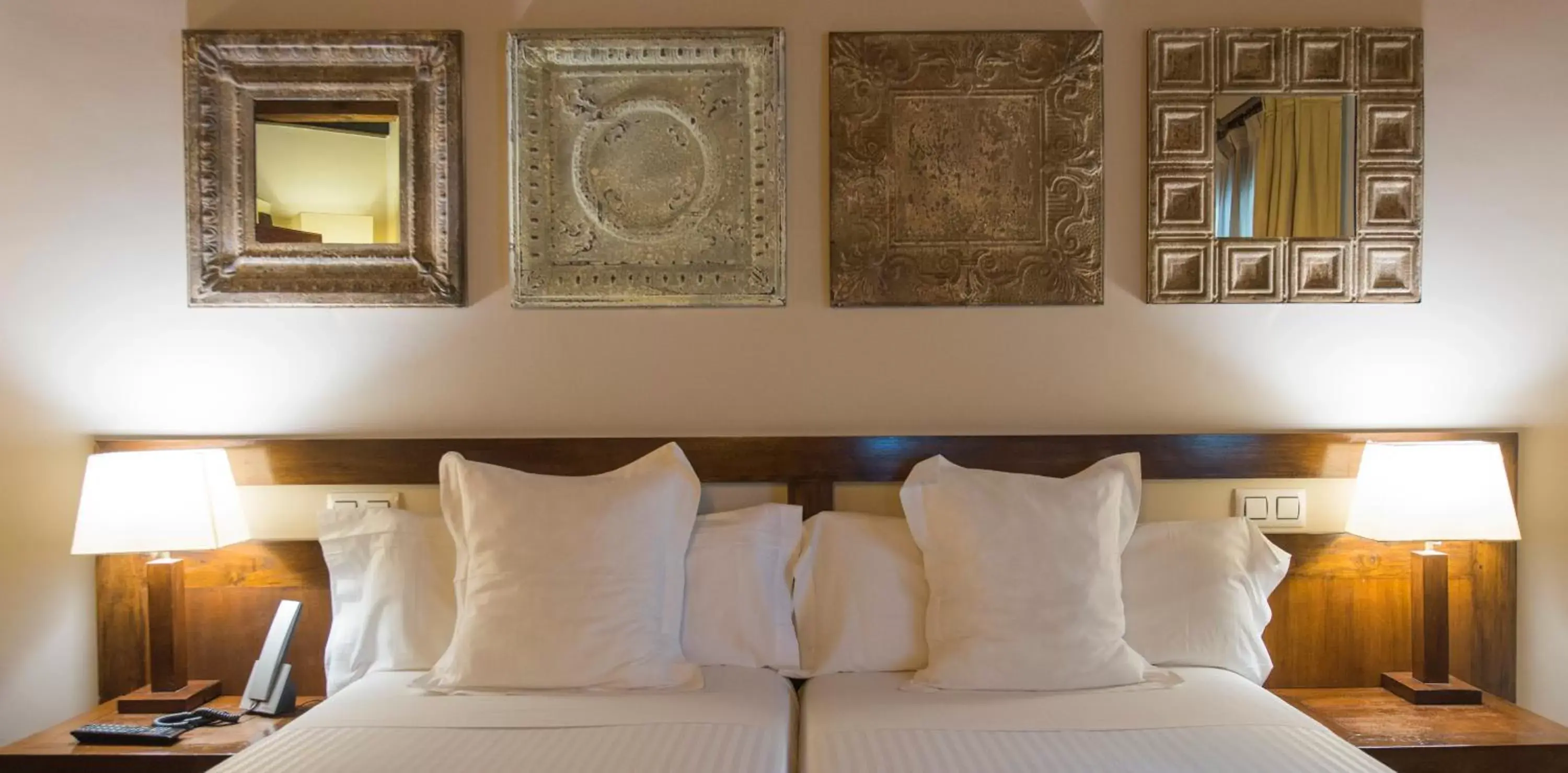 Bed in Abad Toledo Bed in Abad Toledo