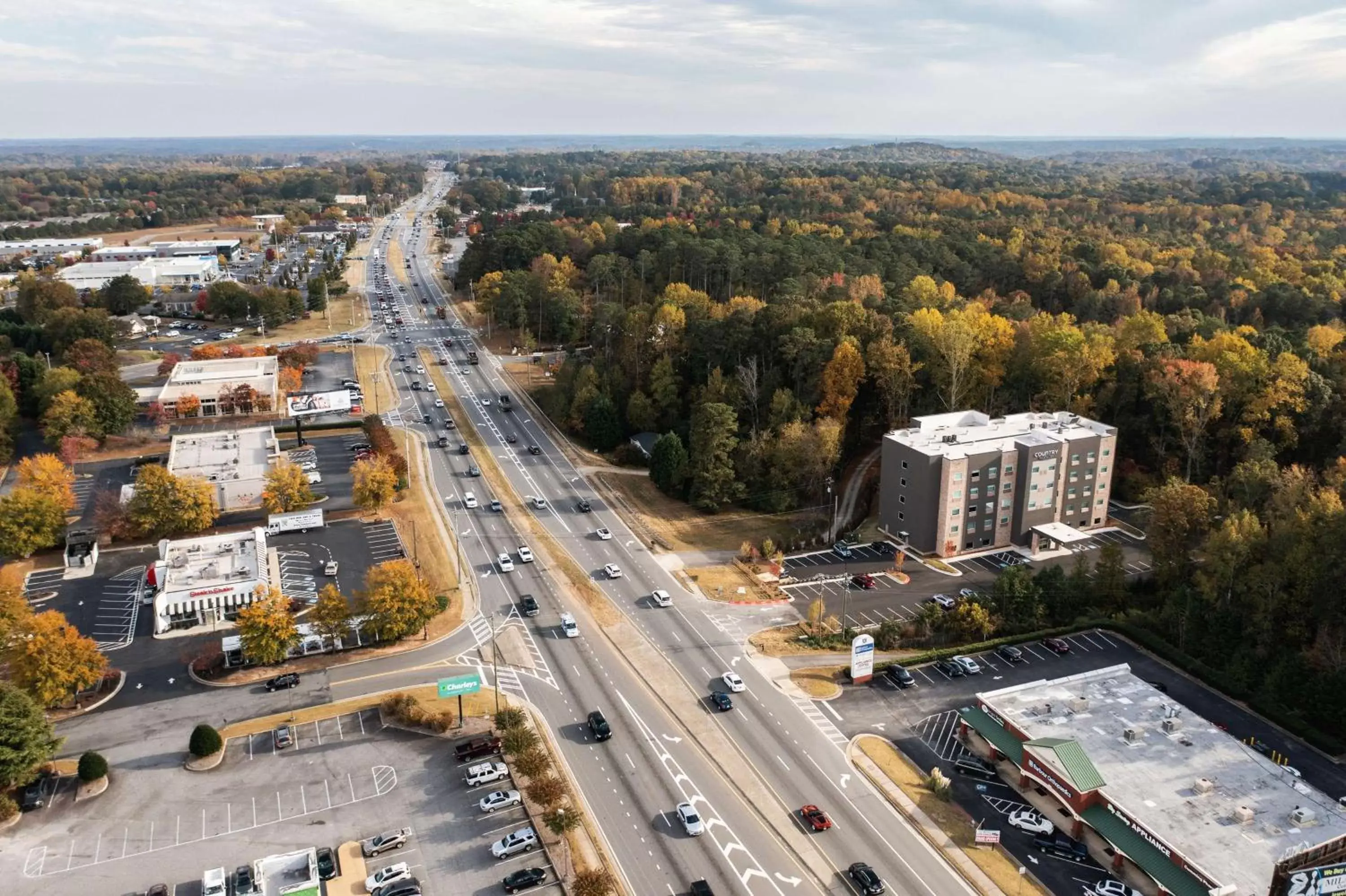 Property building, Bird's-eye View in Country Inn & Suites by Radisson, Cumming, GA