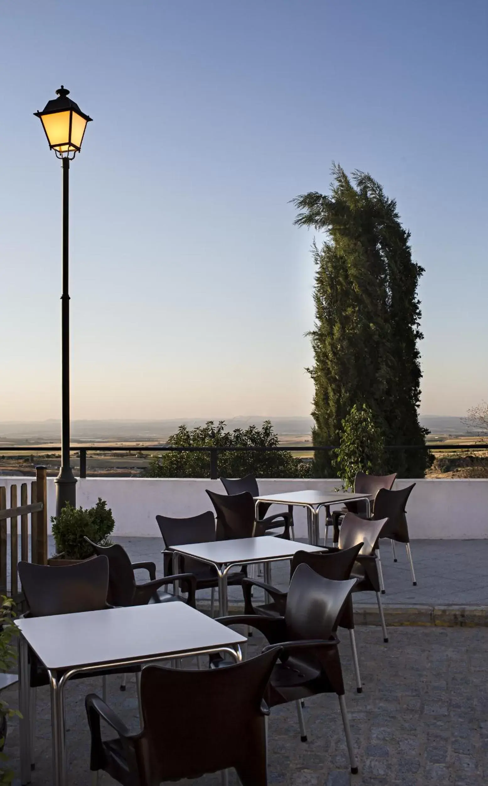 Balcony/Terrace, Restaurant/Places to Eat in Hotel Alcázar de la Reina