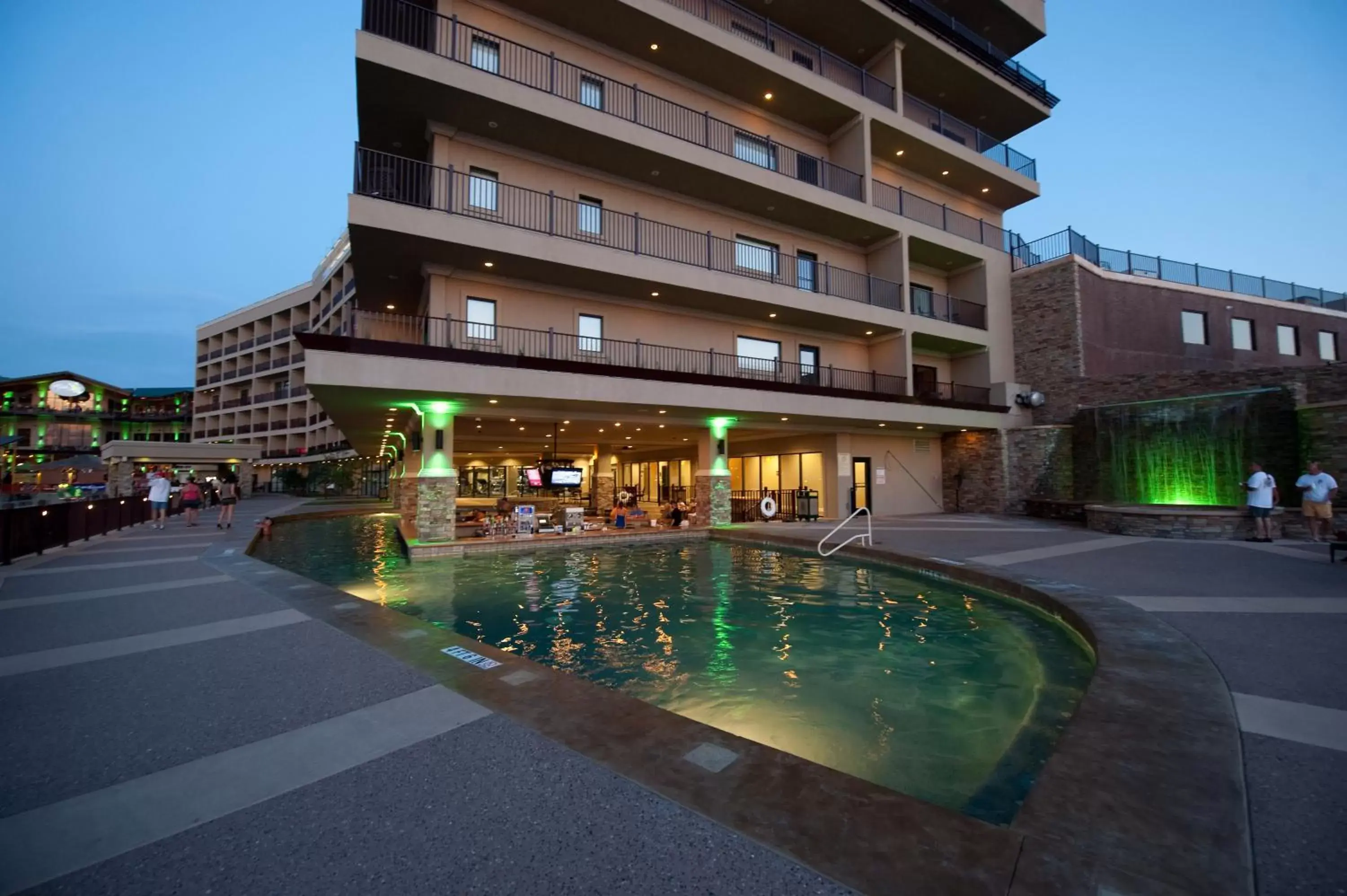 Lounge or bar, Property Building in Camden on the Lake Resort