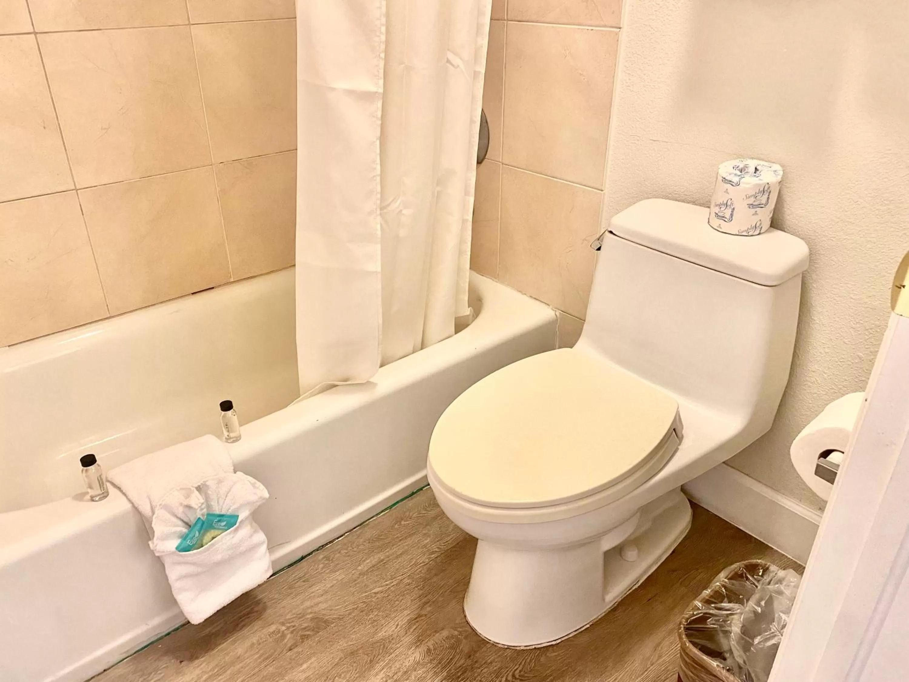 Bathroom in Garden Inn of Homestead