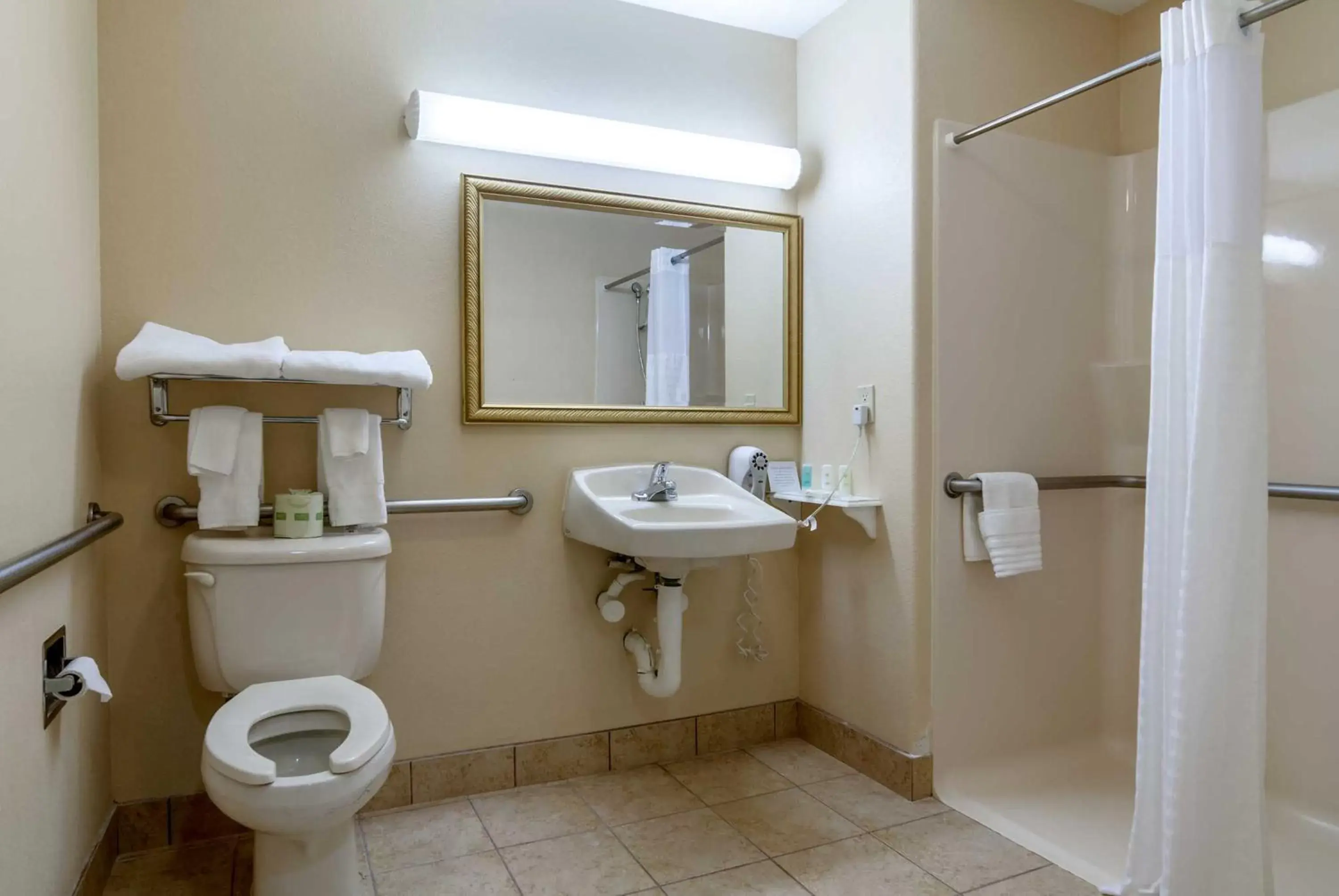 Bathroom in Super 8 by Wyndham Great Bend