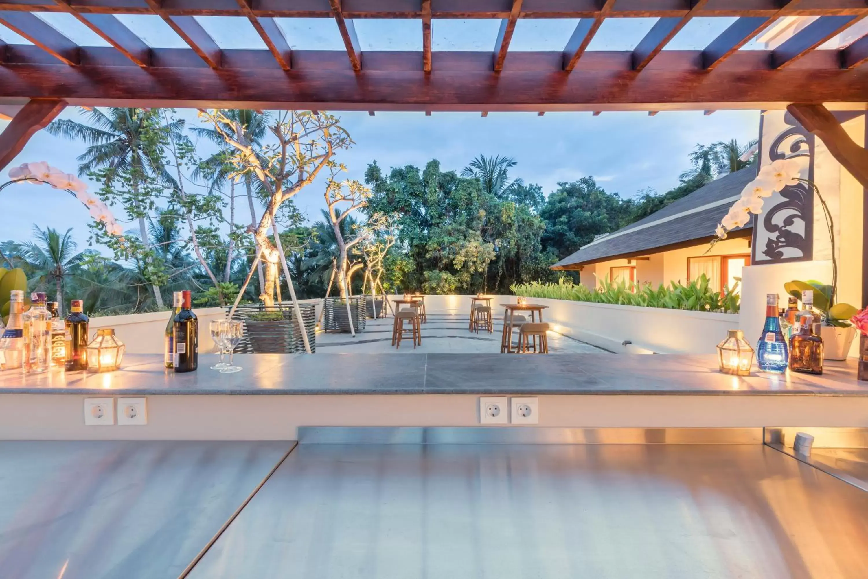 Restaurant/places to eat in tanadewa Resort Ubud Bali by Cross Collection Restaurant/places to eat in tanadewa Resort Ubud Bali by Cross Collection