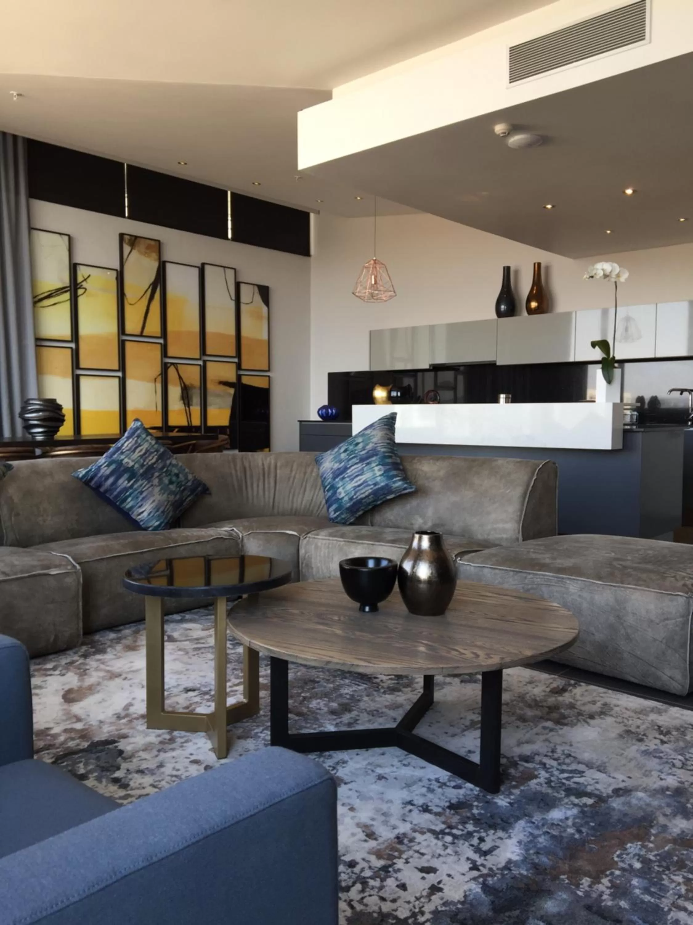 hair dresser in The Capital Menlyn Maine