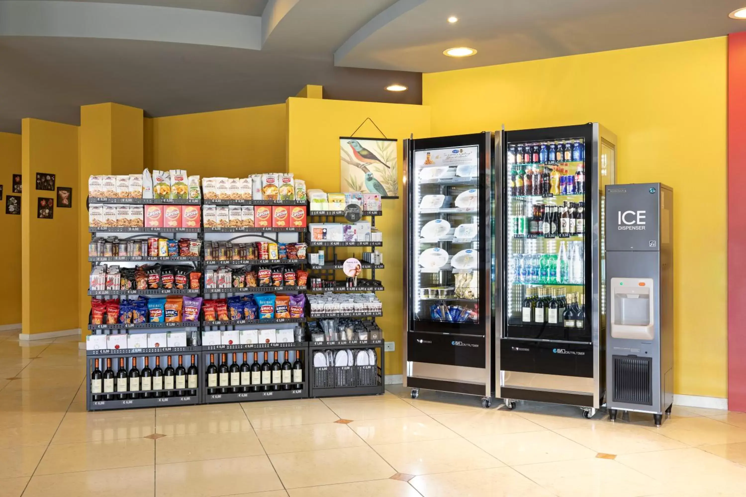 Lobby or reception, Supermarket/Shops in B&B Hotel Affi - Lago di Garda