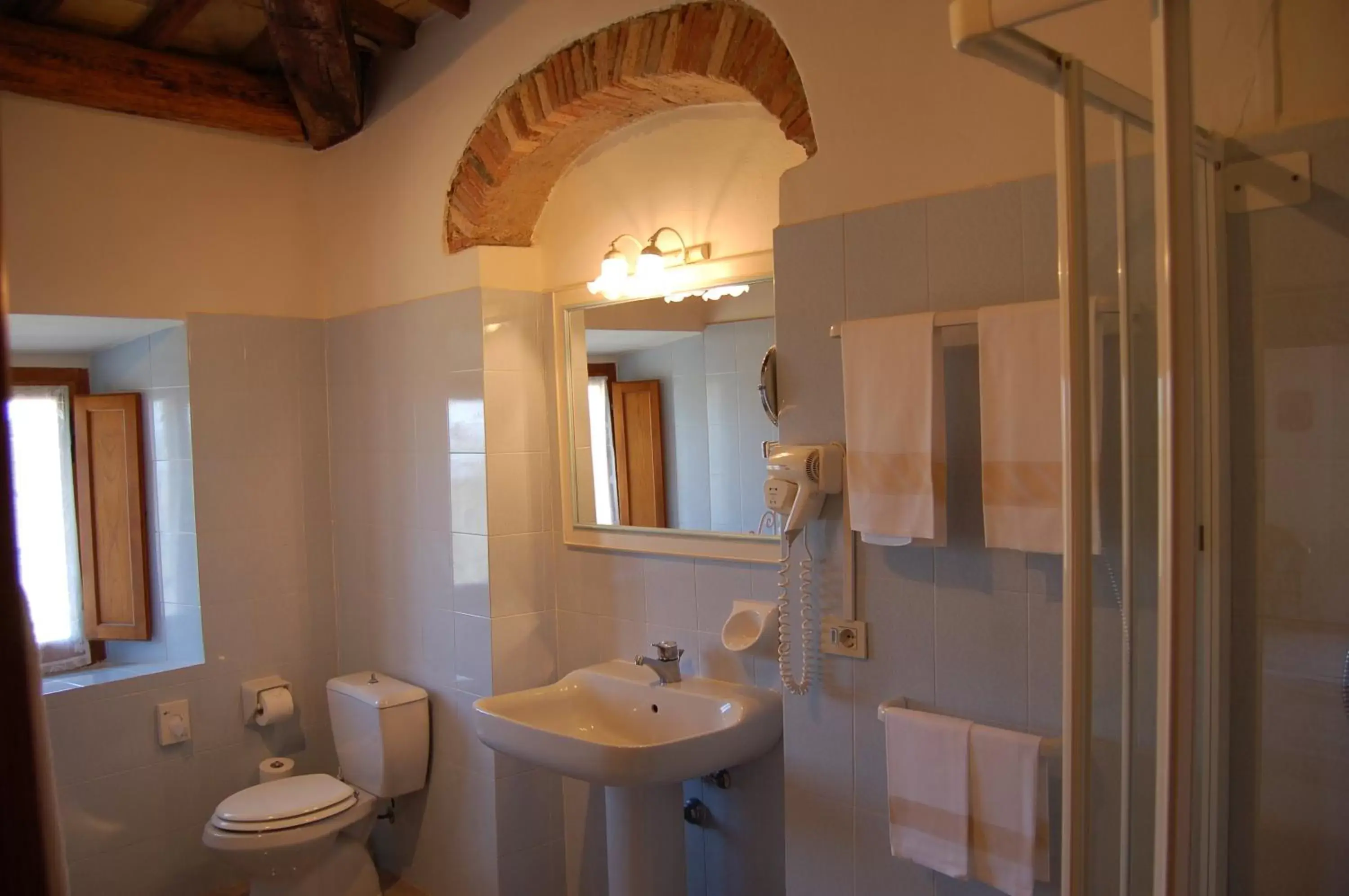 Bathroom in Hotel Belvedere Di San Leonino