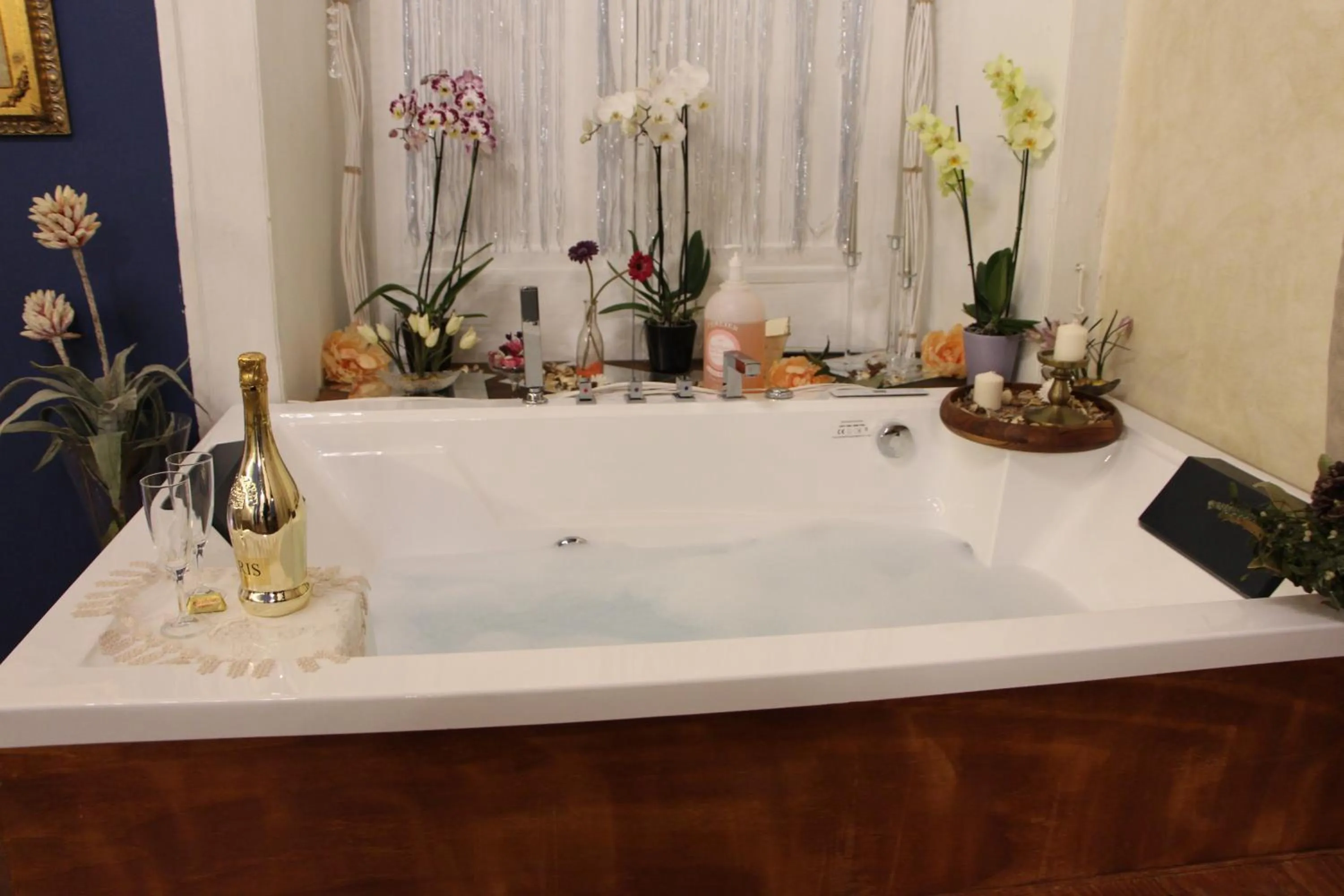 Queen Suite in Albergo Del Centro Storico