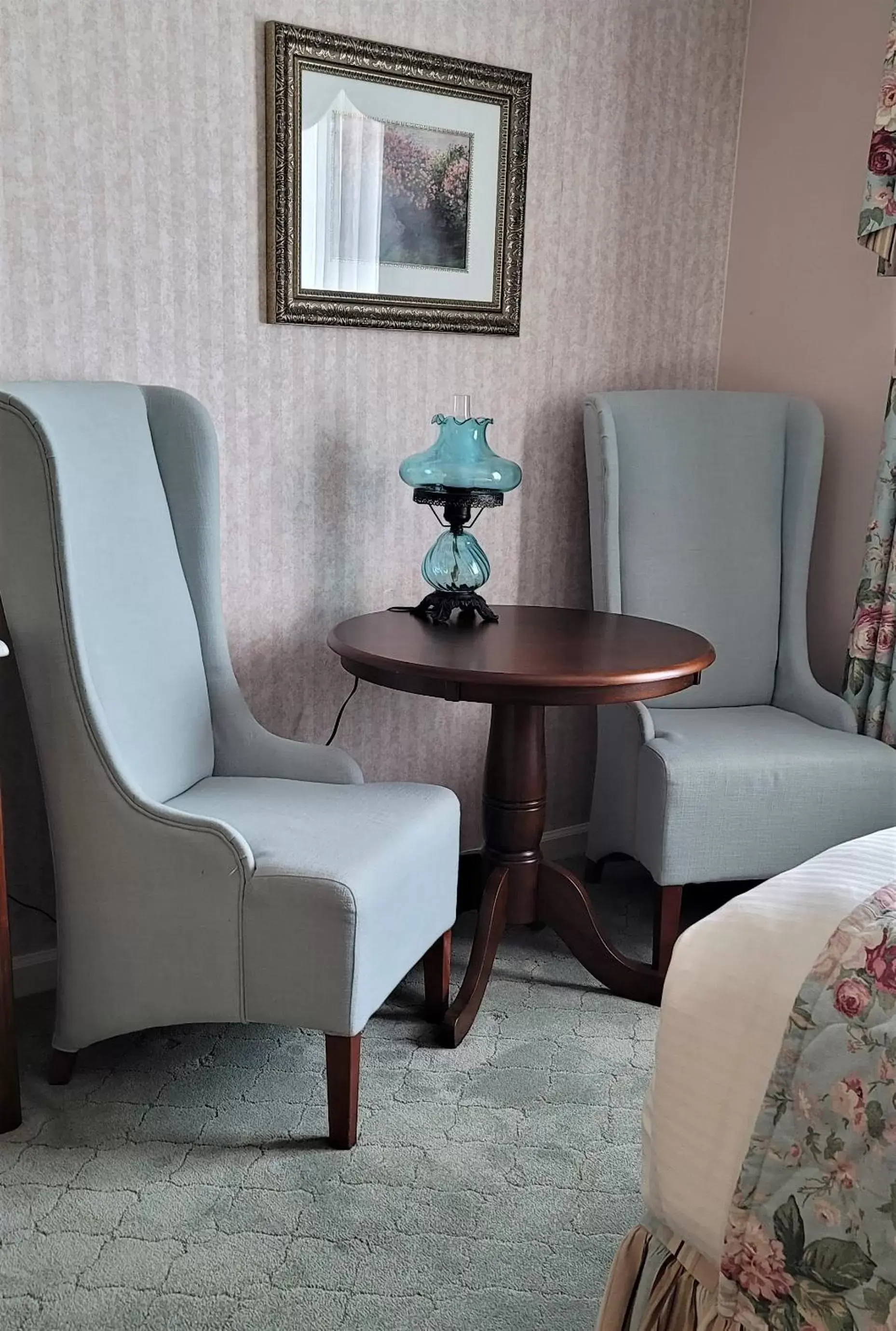 Seating Area in Boardwalk Plaza Hotel