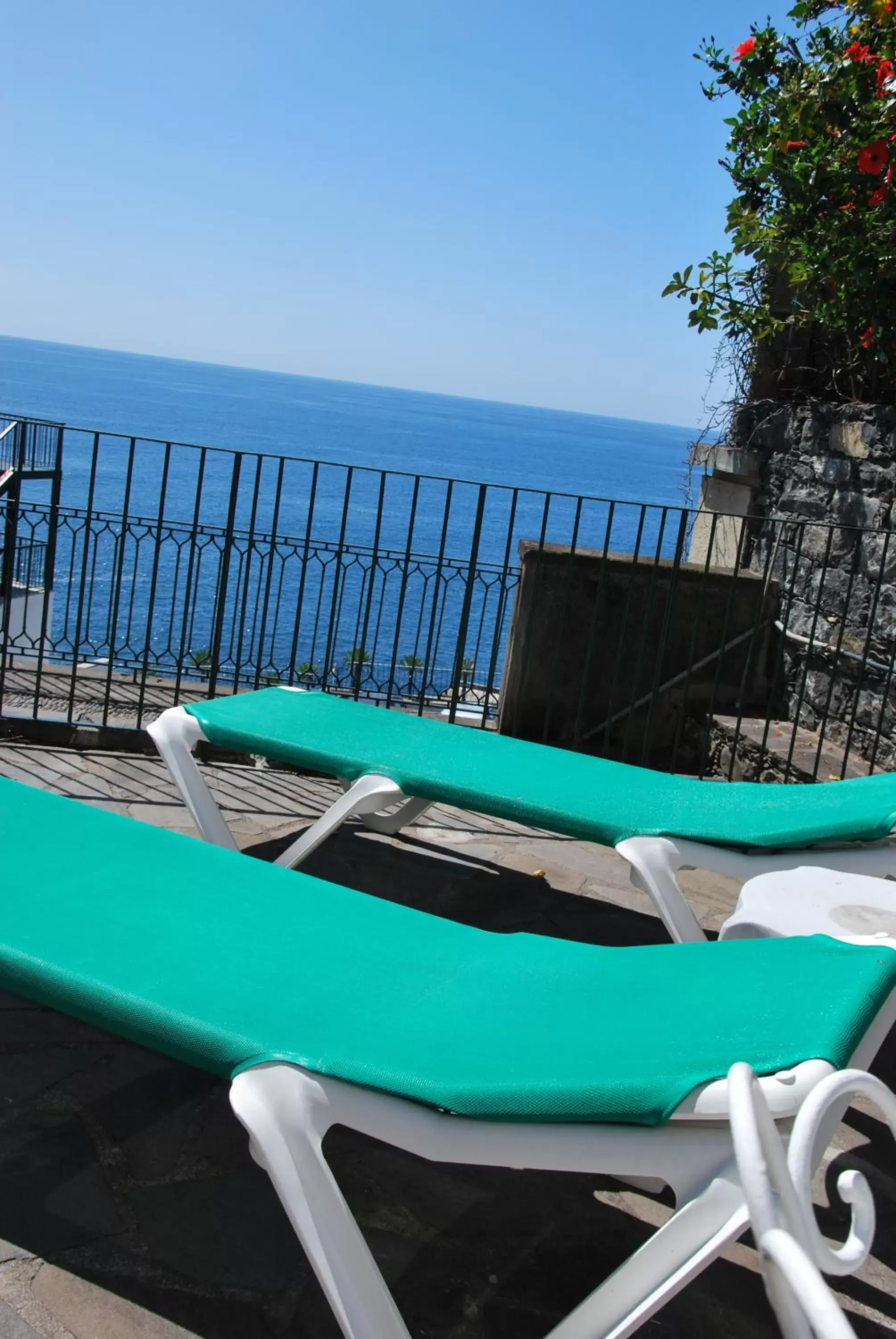 View (from property/room), Balcony/Terrace in Quinta Da Penha De Franca