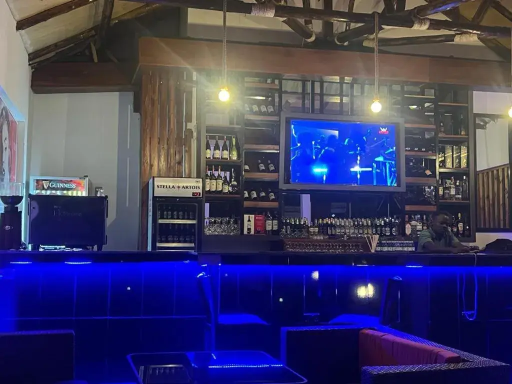 Lounge or bar in Infinity Hotel Kampala