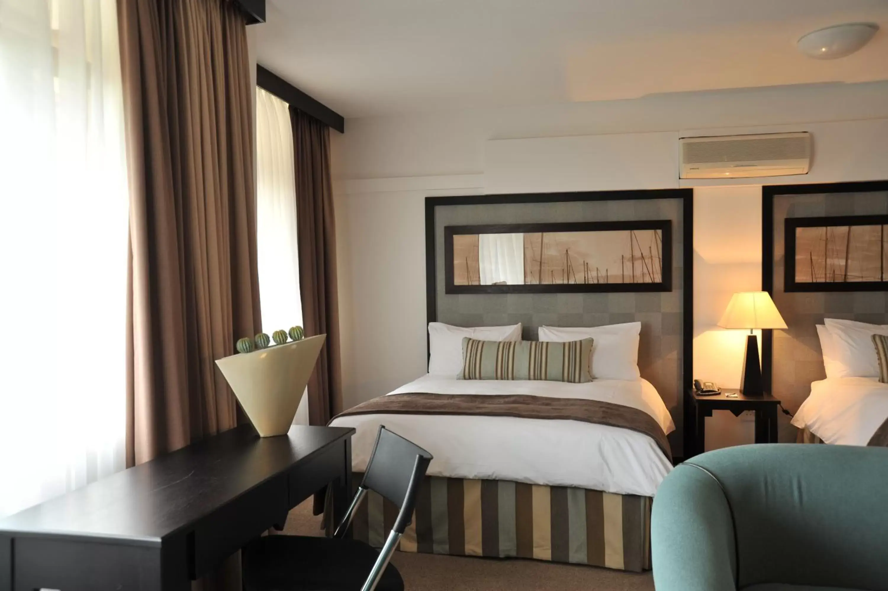 Bed in Indaba Lodge Hotel Richards Bay