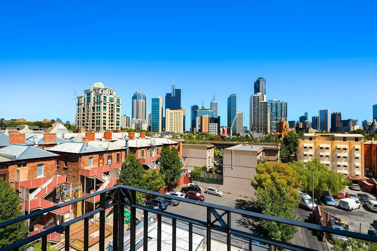 City view in Melbourne Carlton Central Apartment Hotel