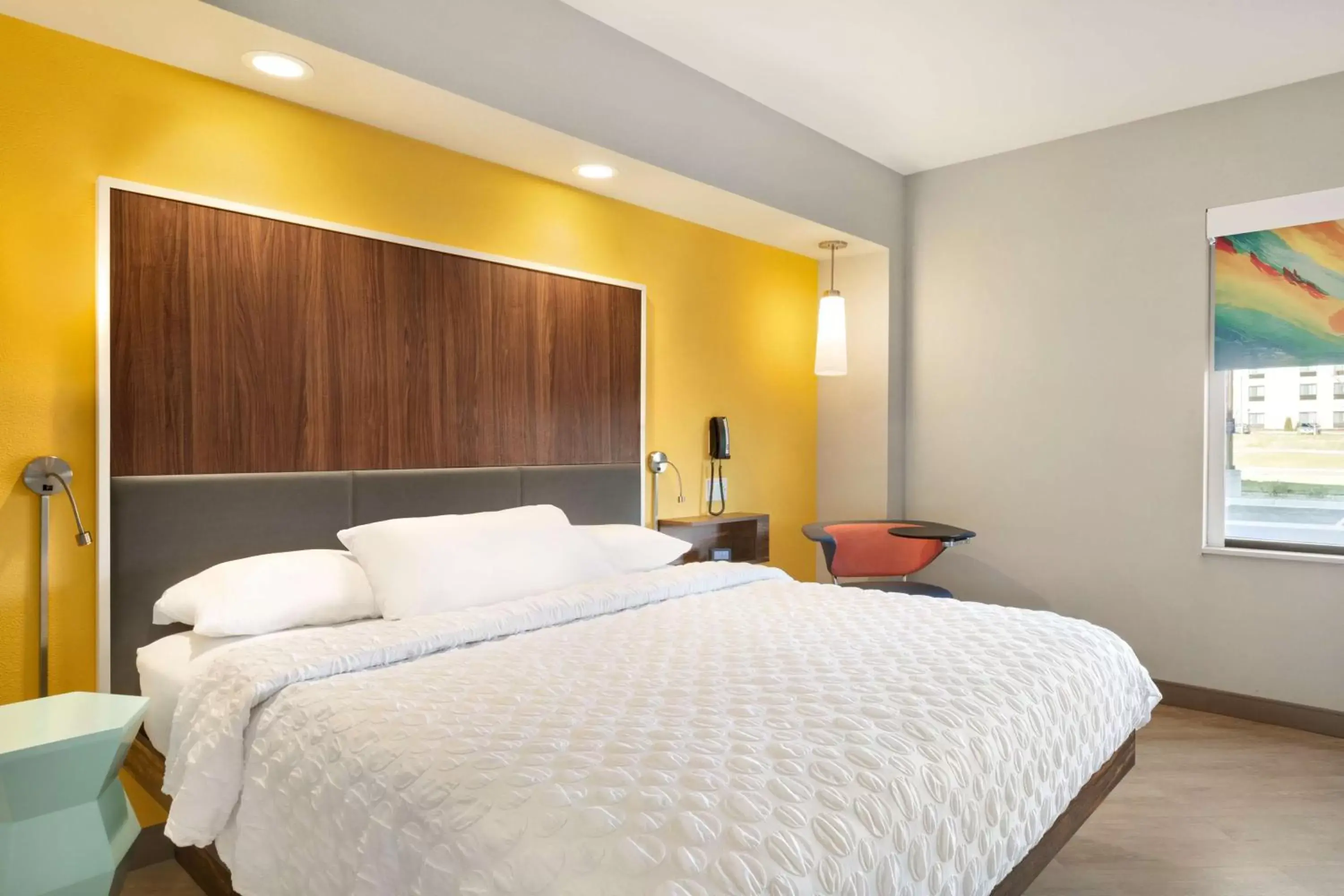 Bed in Tru By Hilton Cheyenne Bed in Tru By Hilton Cheyenne