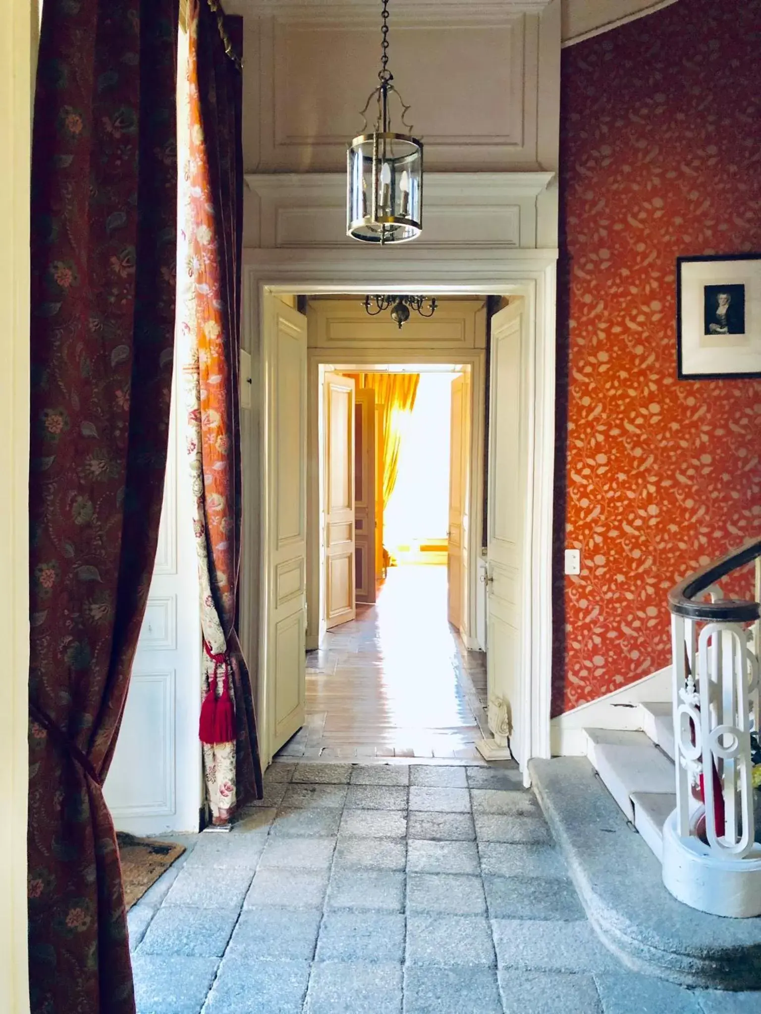 Facade/entrance in L'Hotel de Hercé Chambre d'Hote