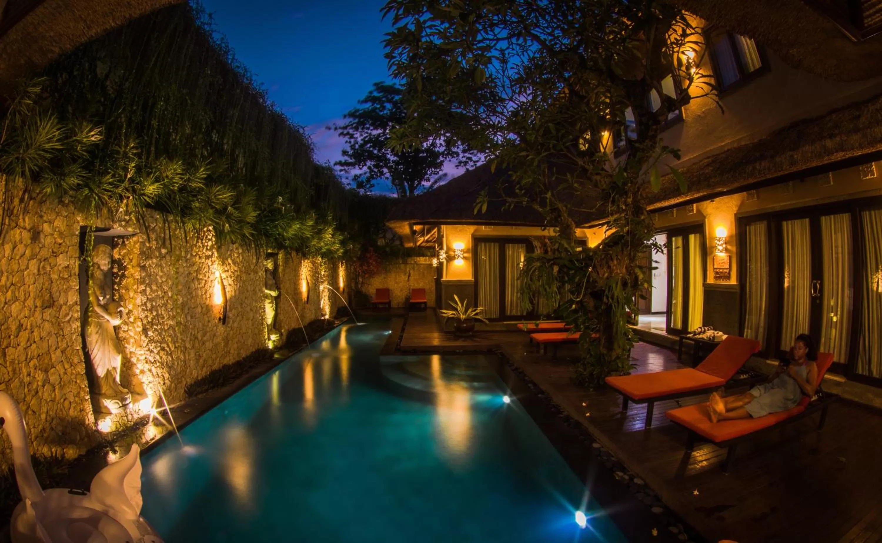 Swimming pool in Manzelejepun Villa & Pavilion