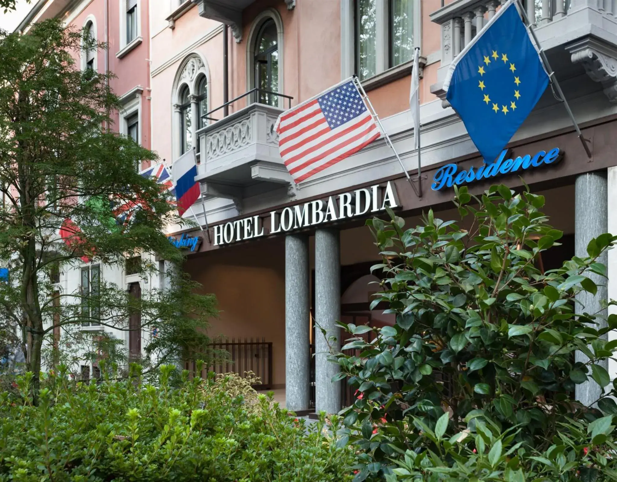 Facade/entrance, Property Building in Hotel Lombardia