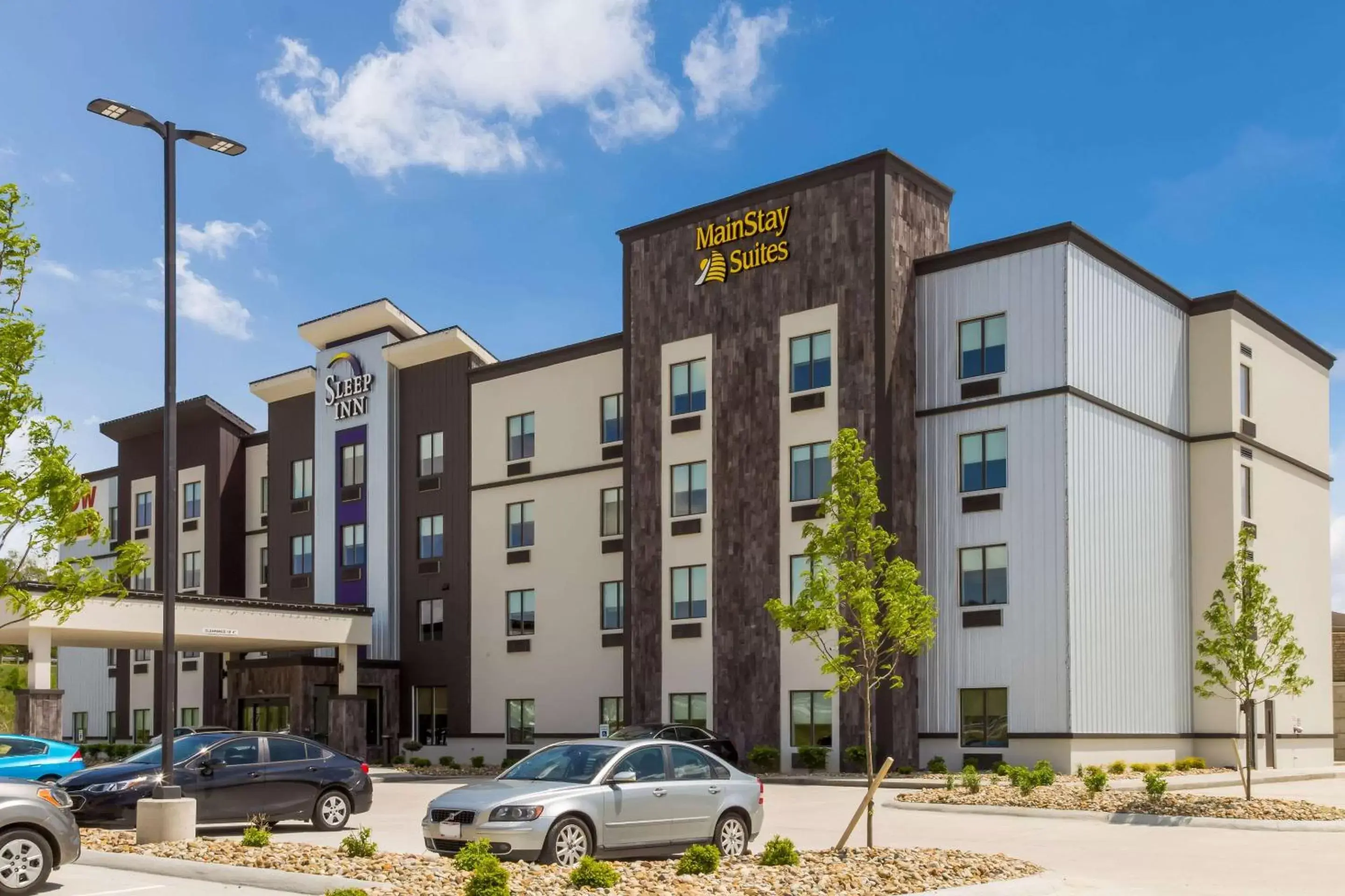 Property building in MainStay Suites Logan Ohio-Hocking Hills