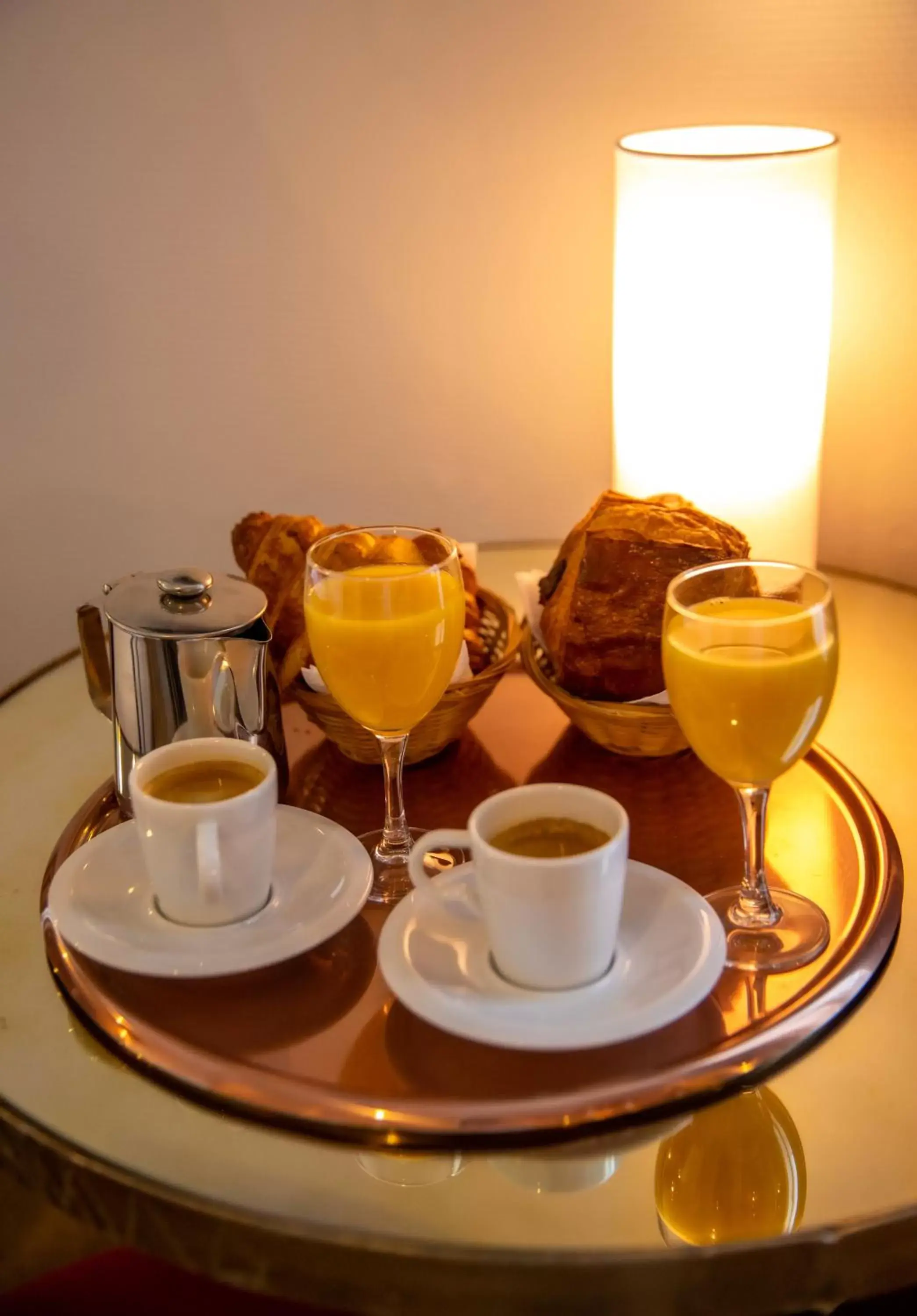 Breakfast in Eiffel Villa Garibaldi