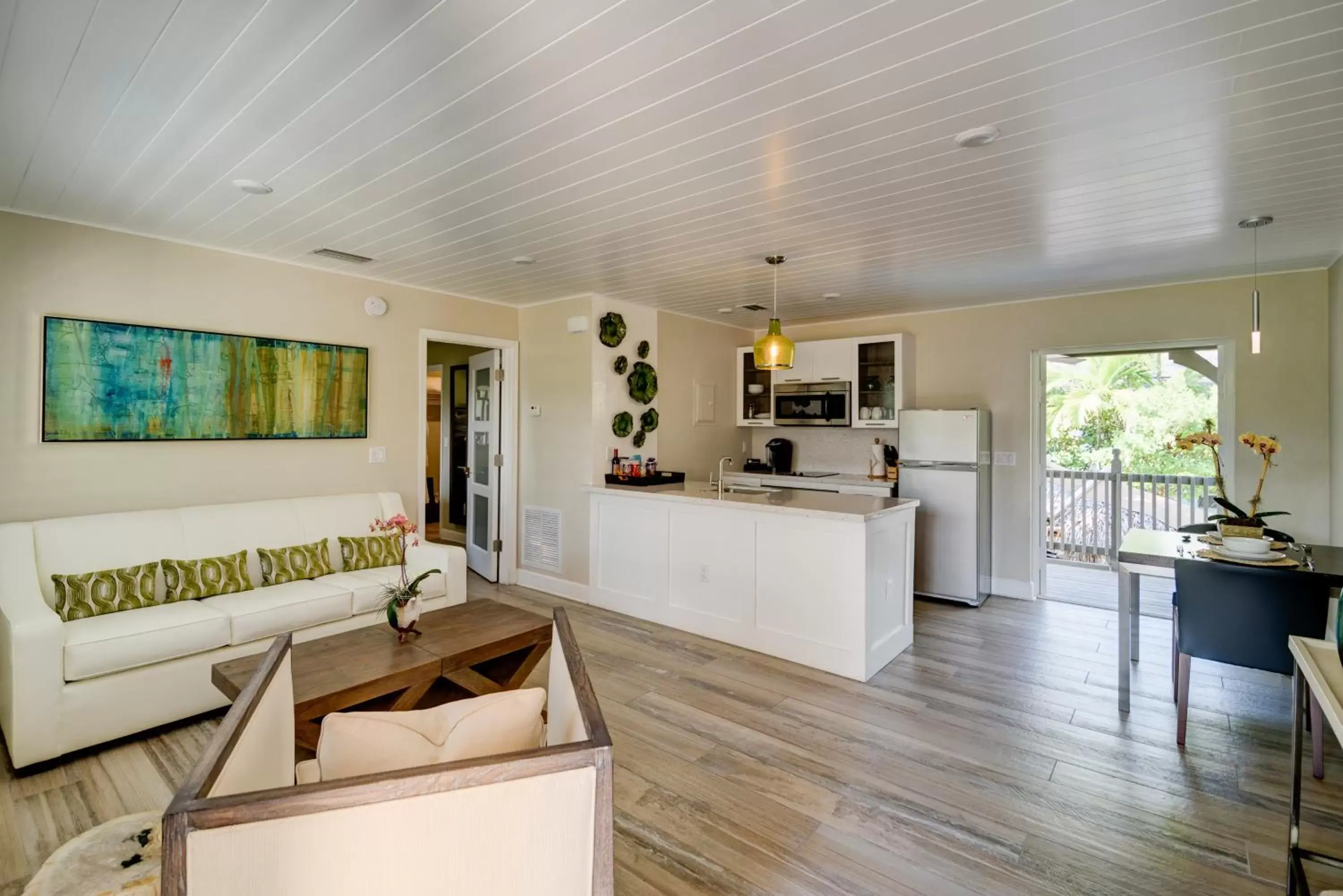 Living room, Kitchen/Kitchenette in Crane's Beach House Boutique Hotel & Luxury Villas