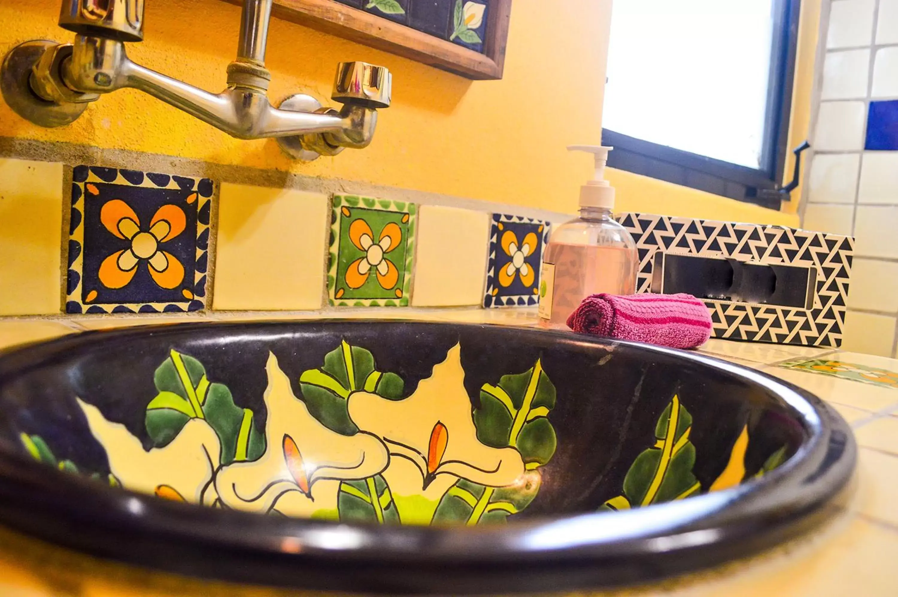 Bathroom in Hotel Casamar Suites