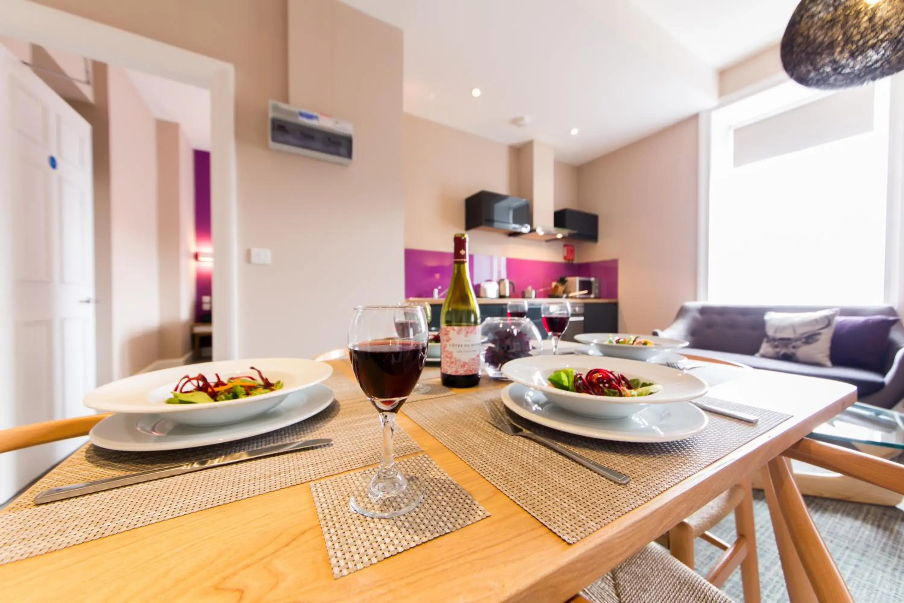 TV and multimedia, Dining Area in The Spires Serviced Apartments Edinburgh