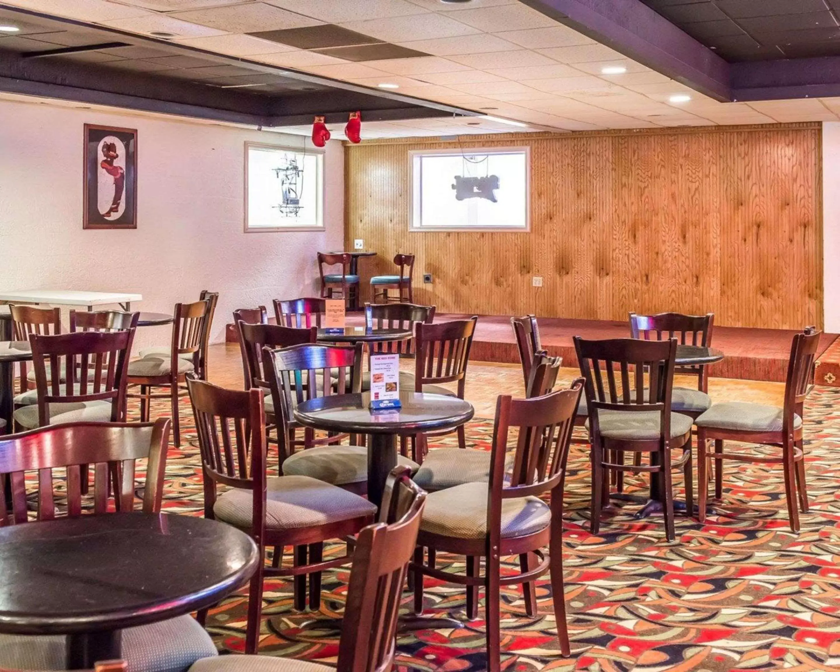 Other, Restaurant/Places to Eat in Quality Inn & Suites Indiana, PA