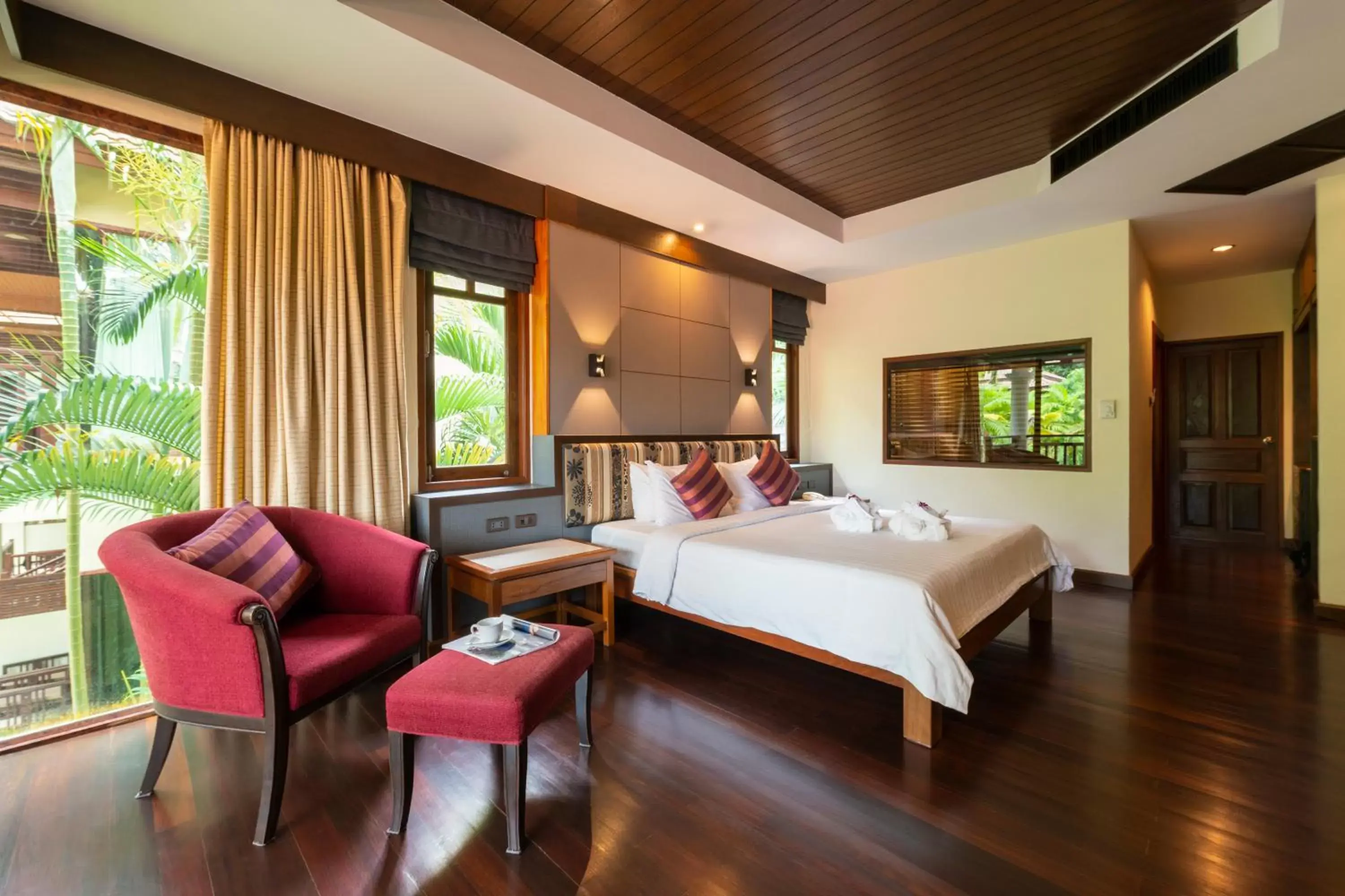 Photo of the whole room in Khaolak Bayfront Resort
