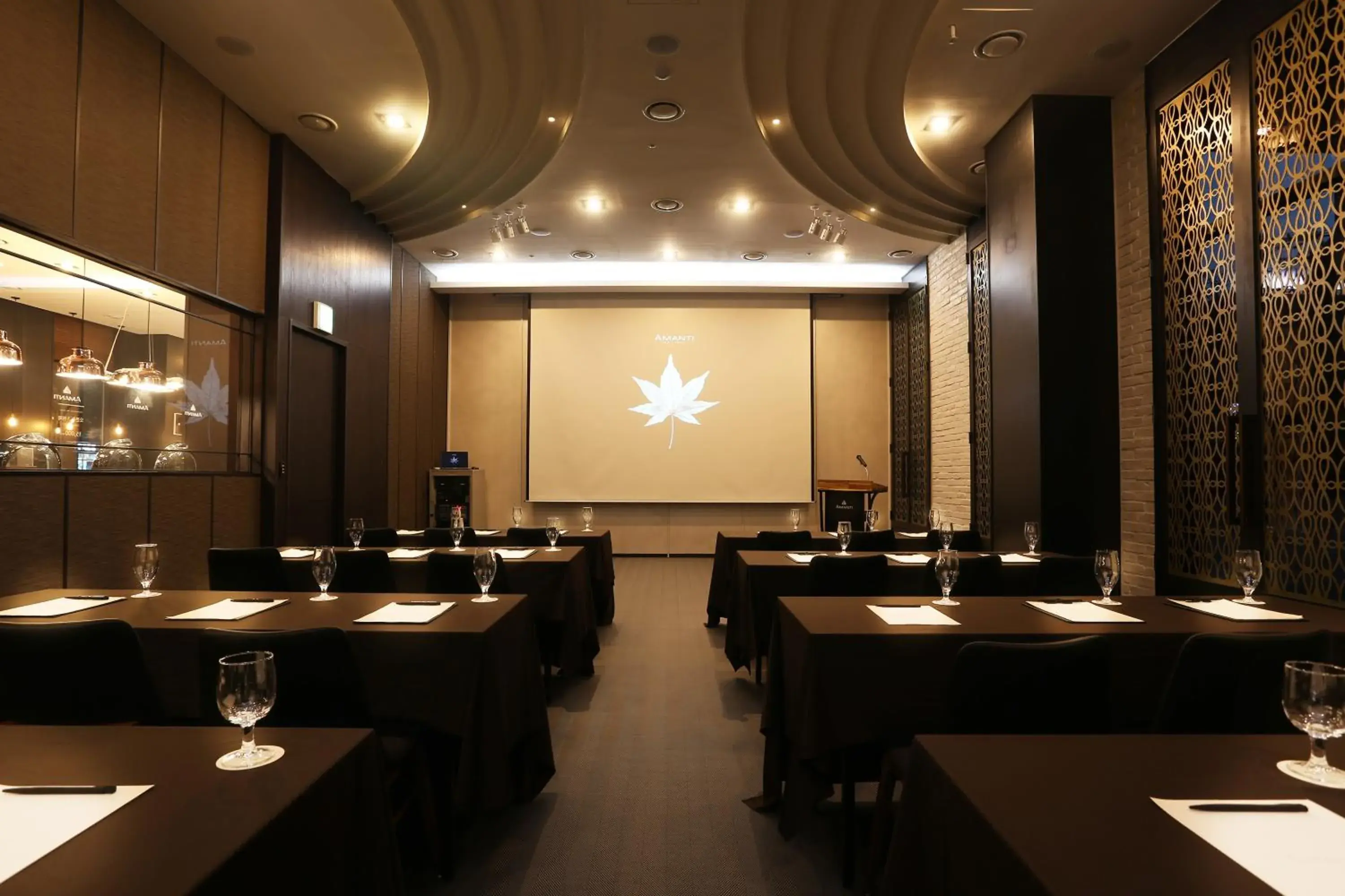 Meeting/conference room in Amanti Hotel Seoul