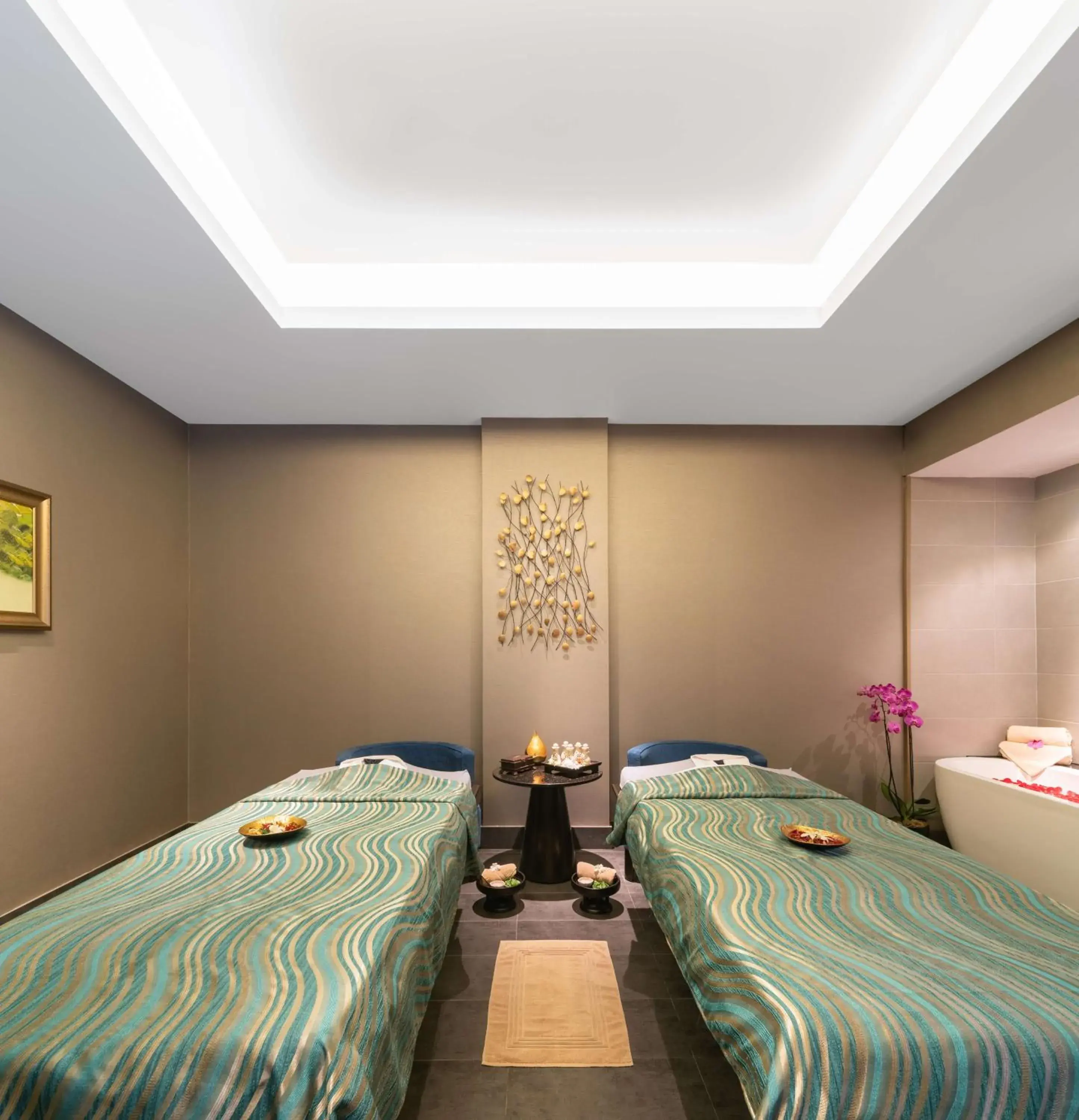 Spa and wellness centre/facilities, Bed in Radisson Collection Muscat, Hormuz Grand Spa and wellness centre/facilities, Bed in Radisson Collection Muscat, Hormuz Grand