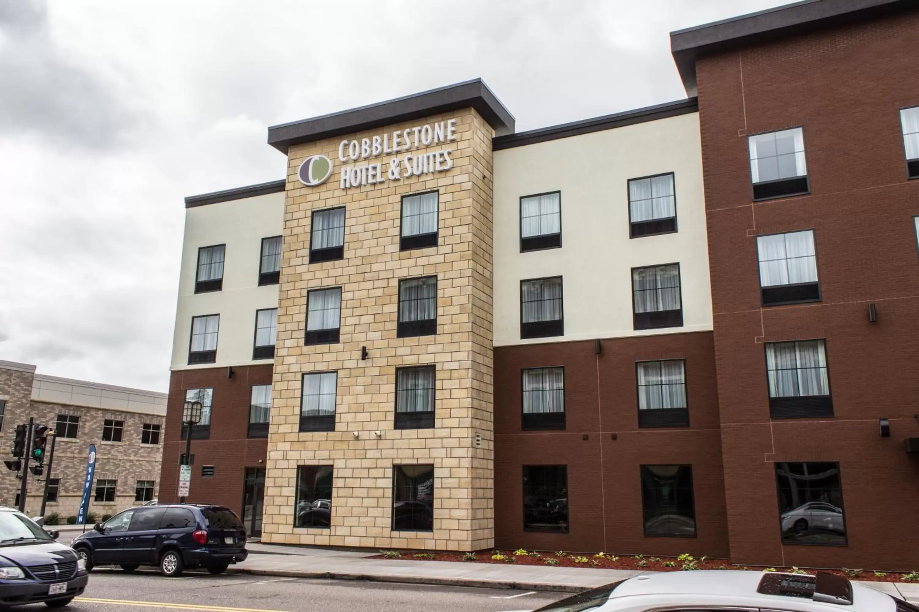 Property Building in Cobblestone Hotel & Suites - Chippewa Falls