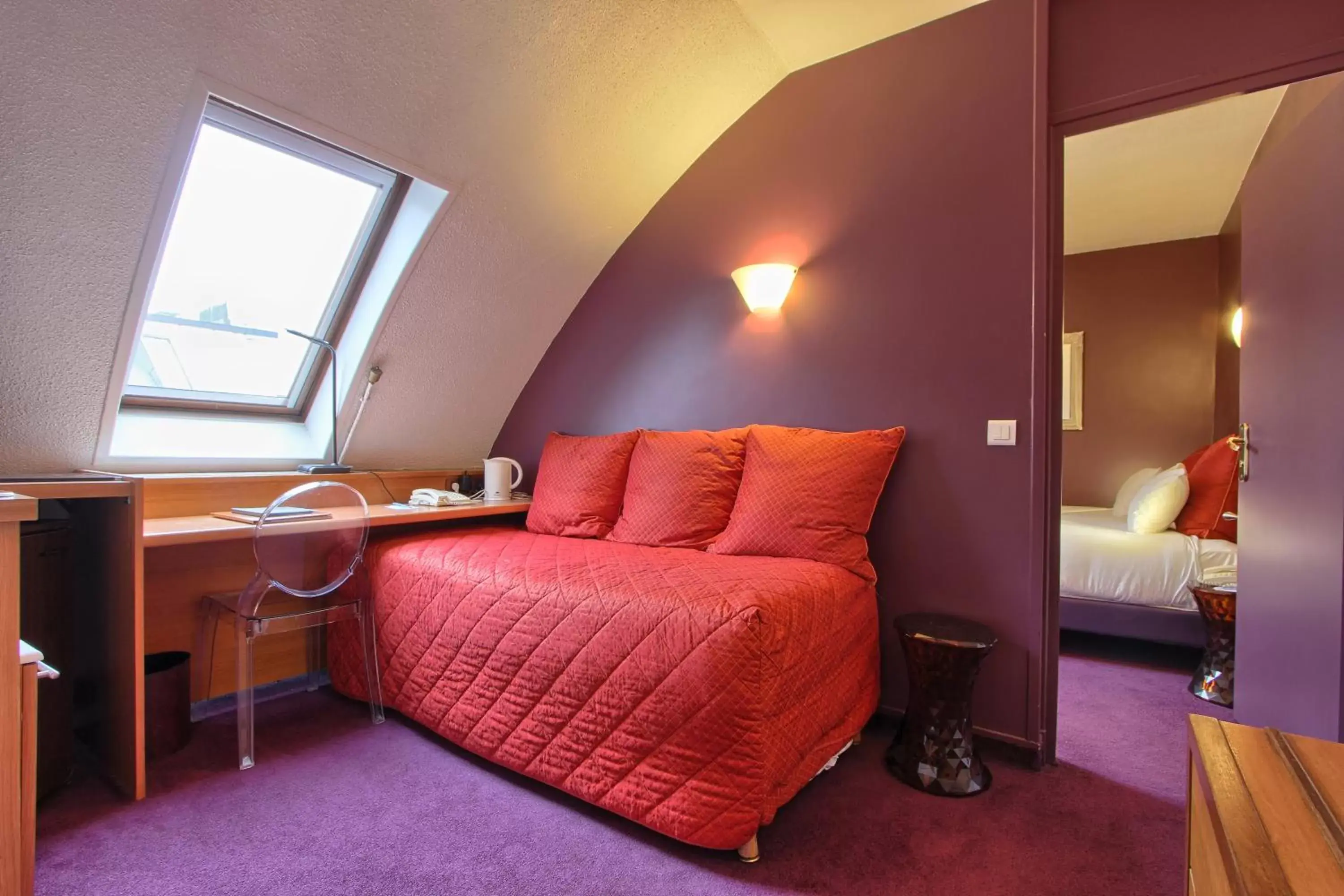 Photo of the whole room, Room Photo in Timhotel Invalides Eiffel
