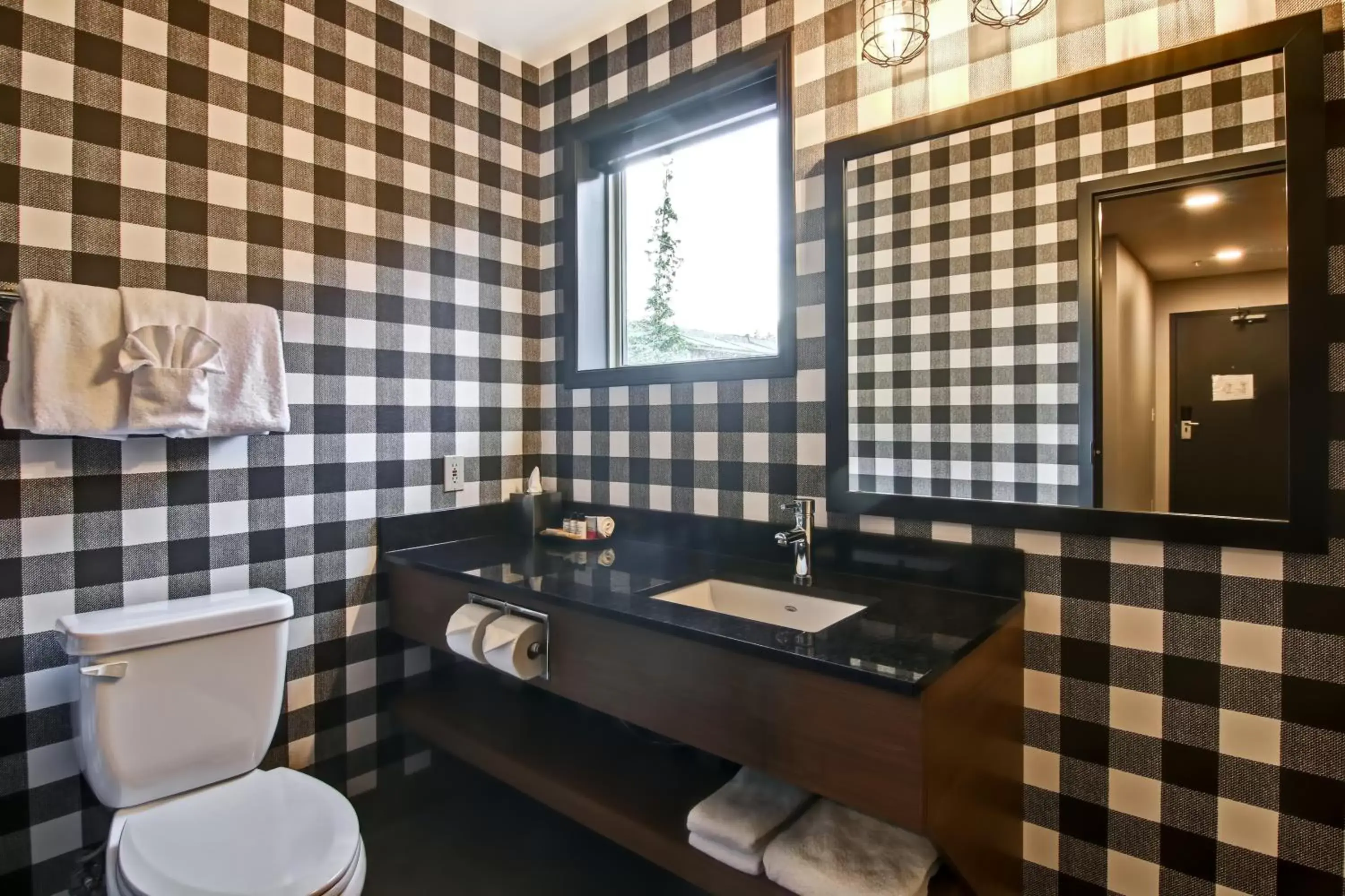 Bathroom in Canalta Lodge