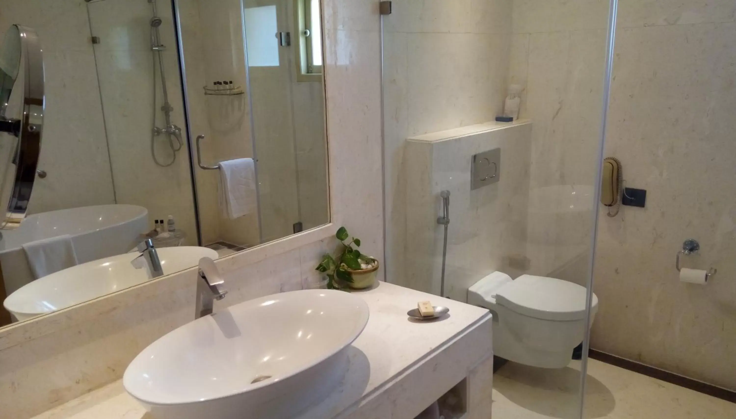 Bathroom in Taj Fisherman’s Cove Resort & Spa, Chennai