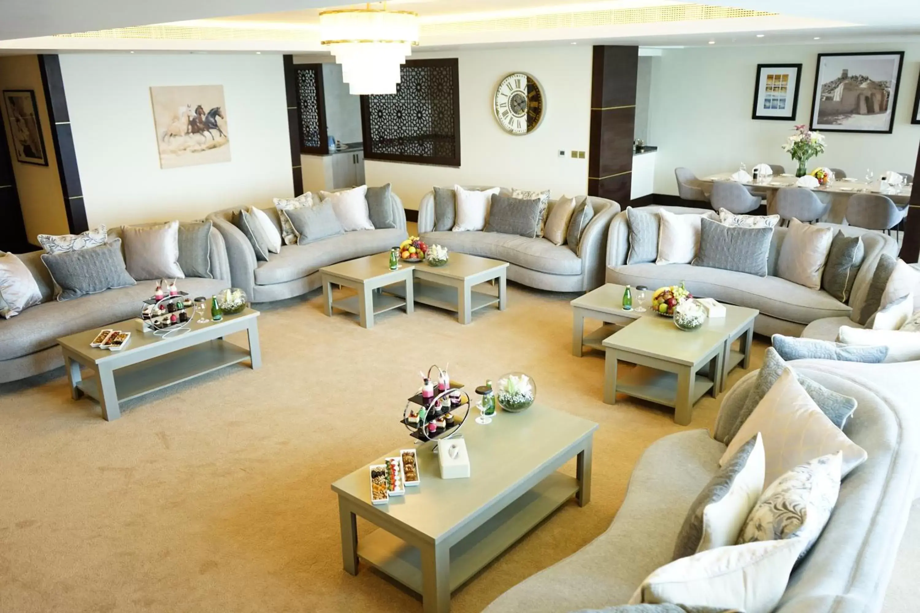 Seating Area in Al Bahar Hotel & Resort