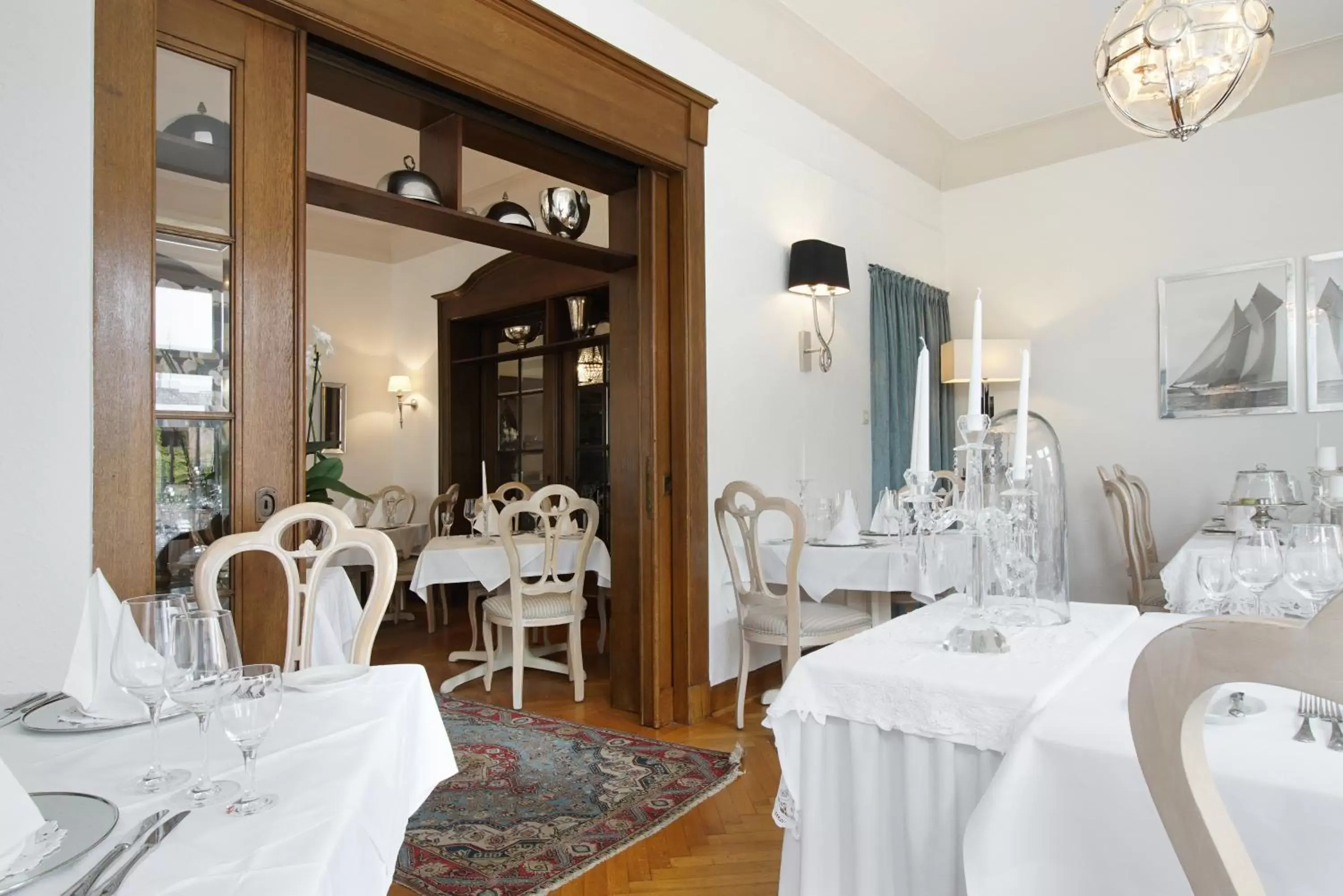 Restaurant/places to eat in Höhen Hotel Viersen Restaurant/places to eat in Höhen Hotel Viersen