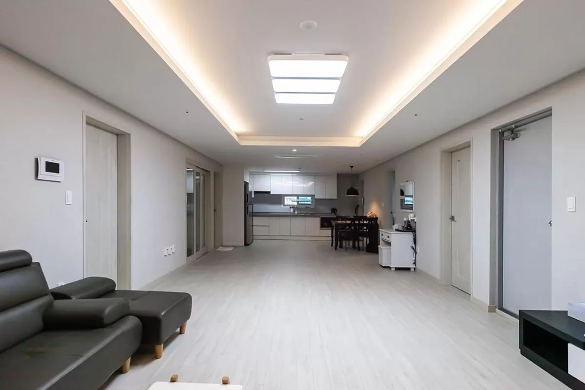 Seomyeon Brown-dot hotel Gold