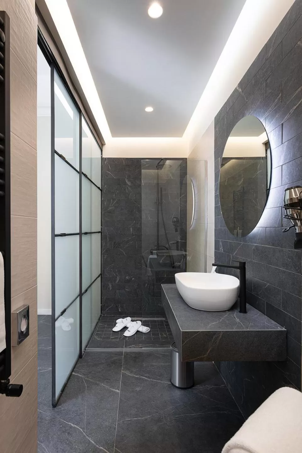 Bathroom in Hotel Poerio 25 Boutique Stay