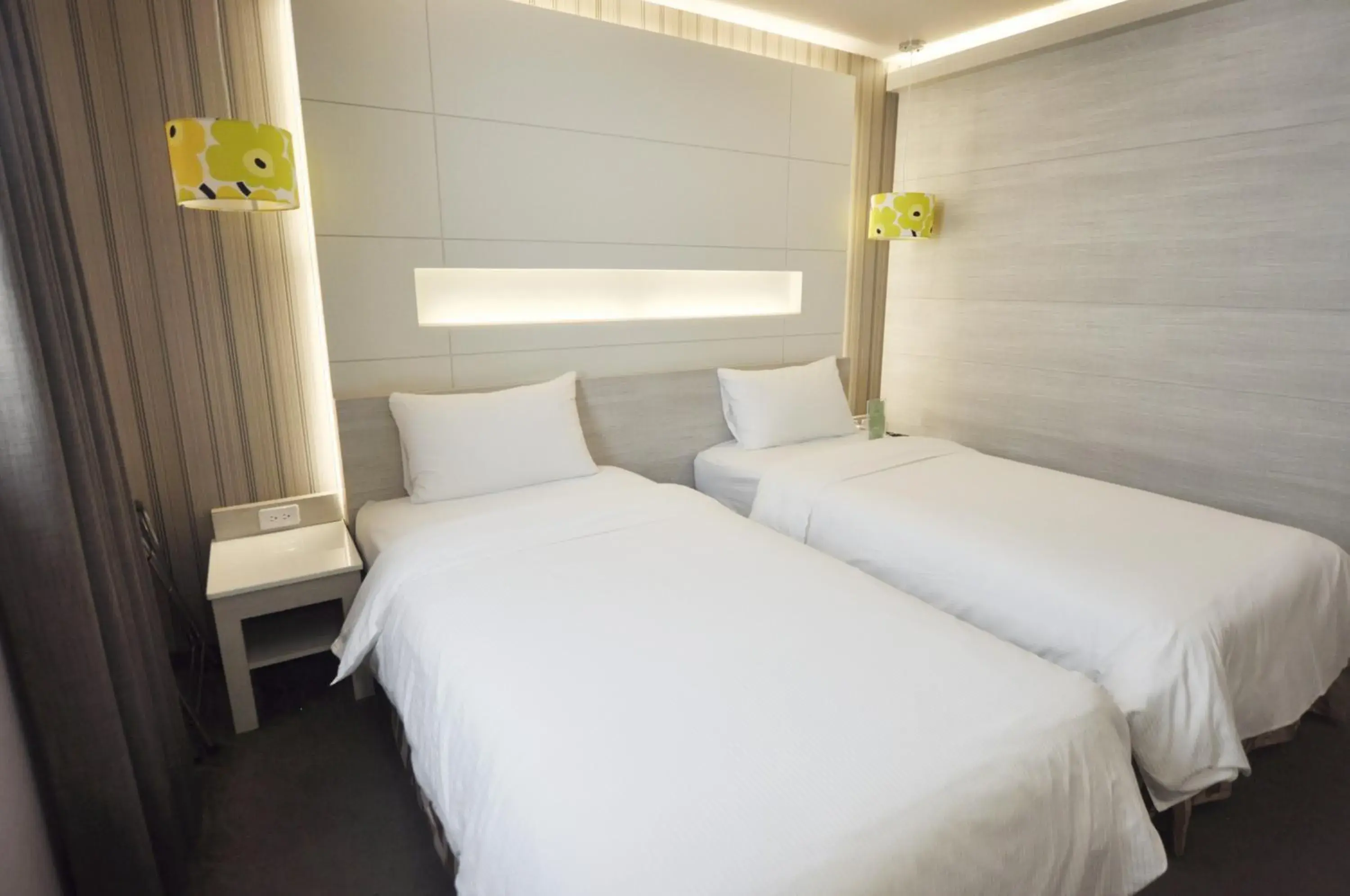 Bed in Kindness Hotel- Zhong Shan Bade