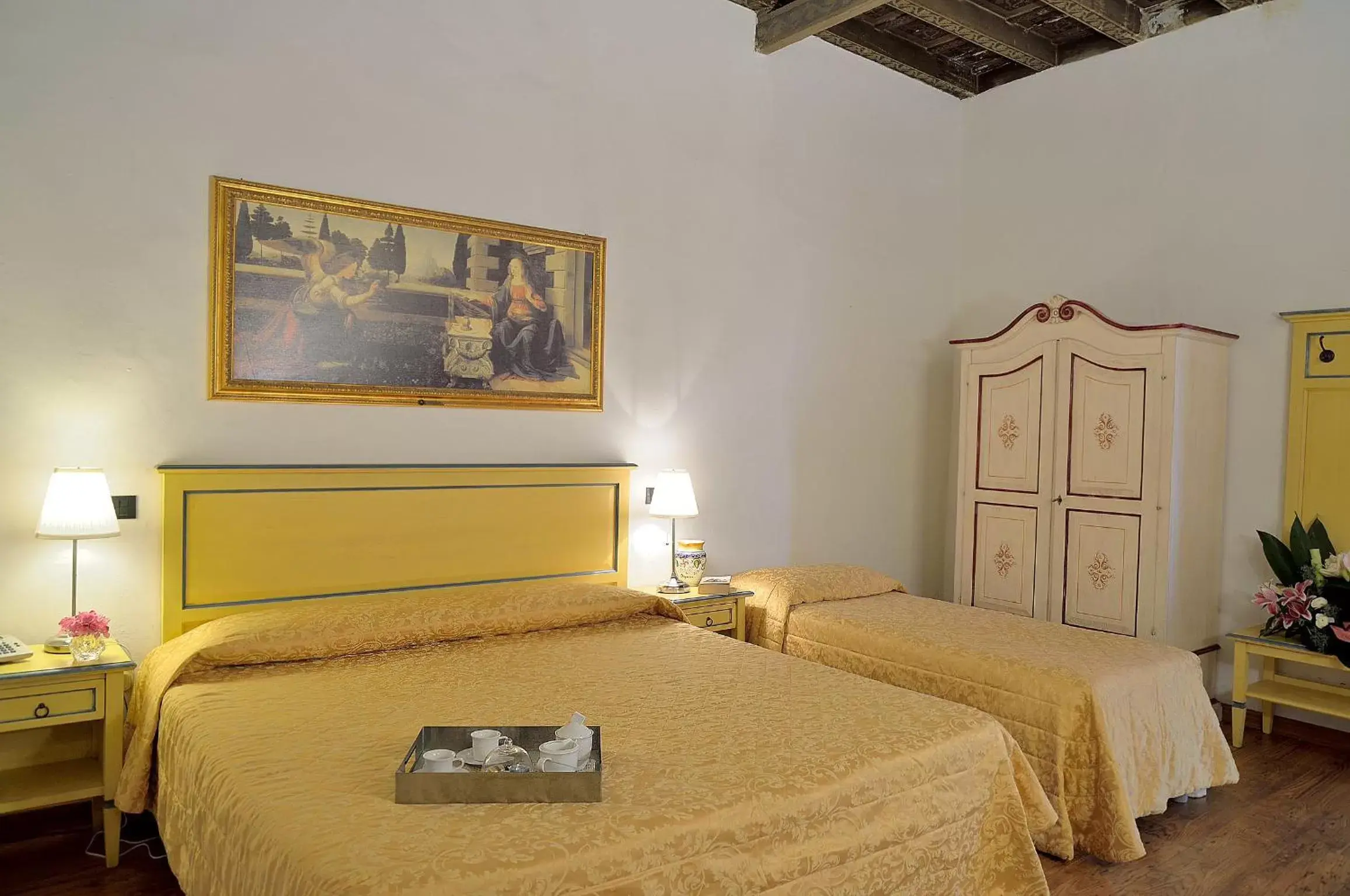 Bed in Hotel Vasari