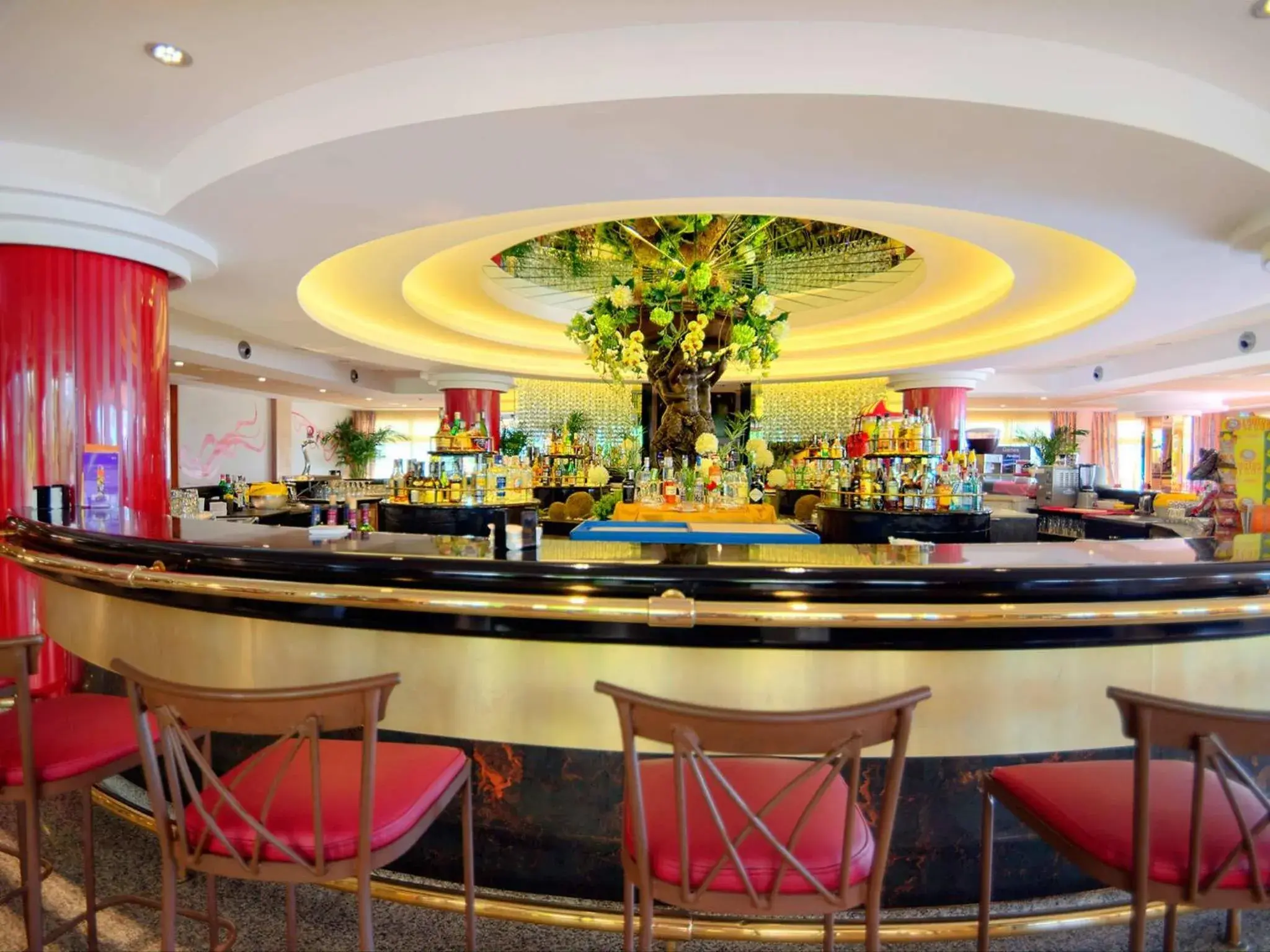 Lounge or bar, Lounge/Bar in Hotel Servigroup Papa Luna