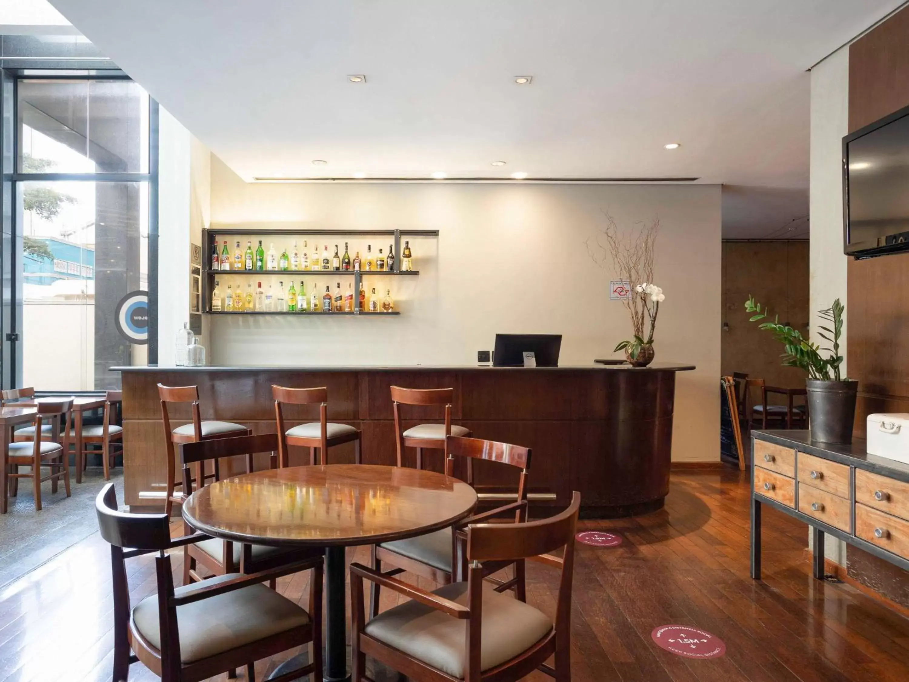 Restaurant/places to eat, Lounge/Bar in Mercure Sao Paulo Paulista