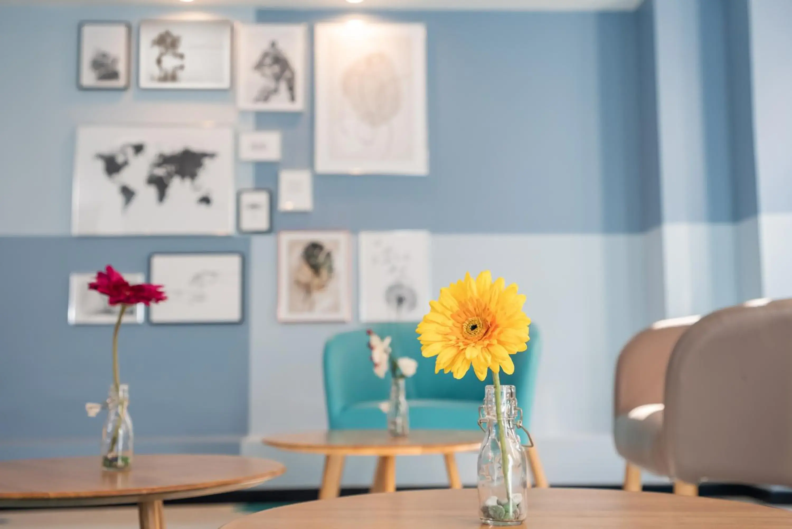 Dining Area in Hôtel Univers