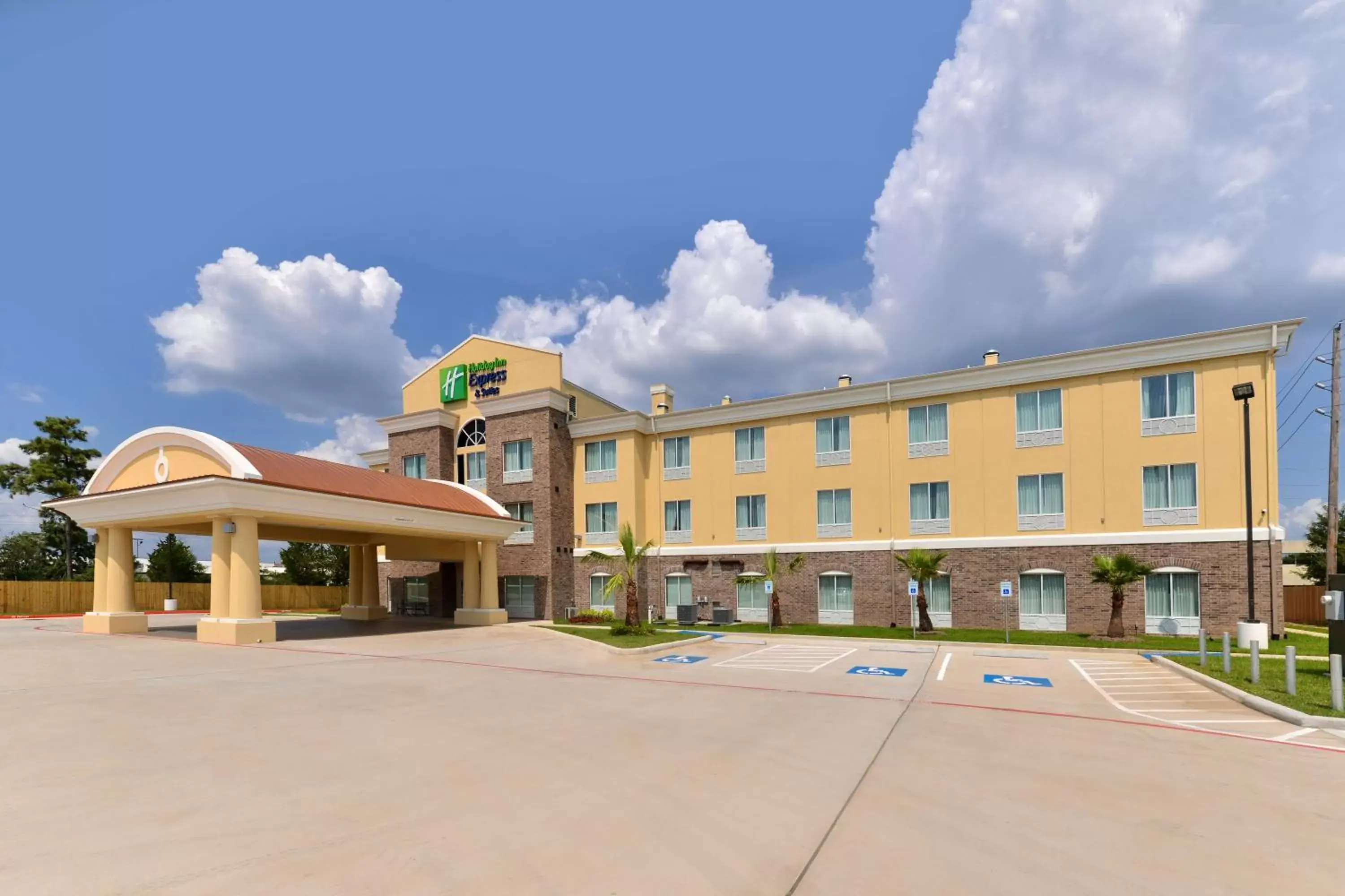 Property Building in Holiday Inn Express Tomball, an IHG Hotel