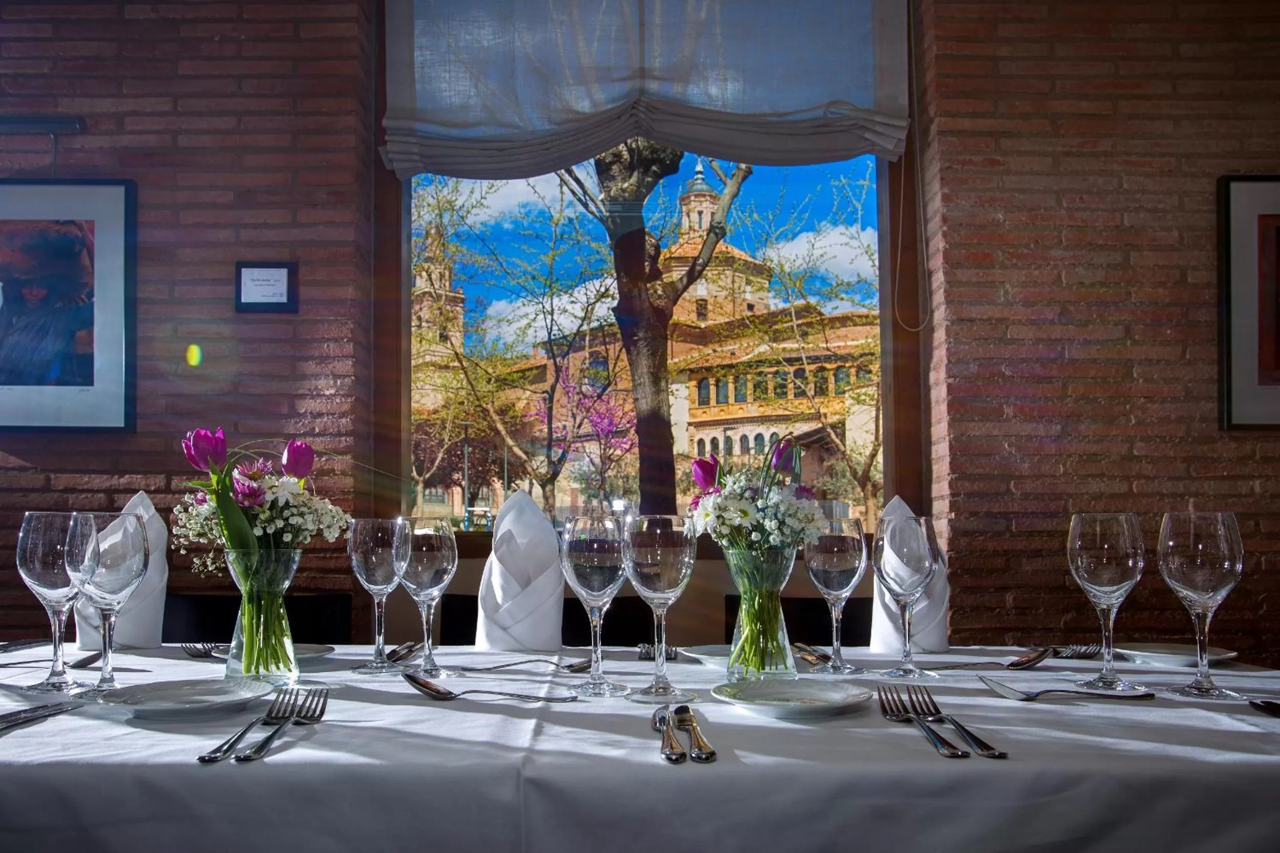 Restaurant/places to eat in Hotel Monasterio Benedictino