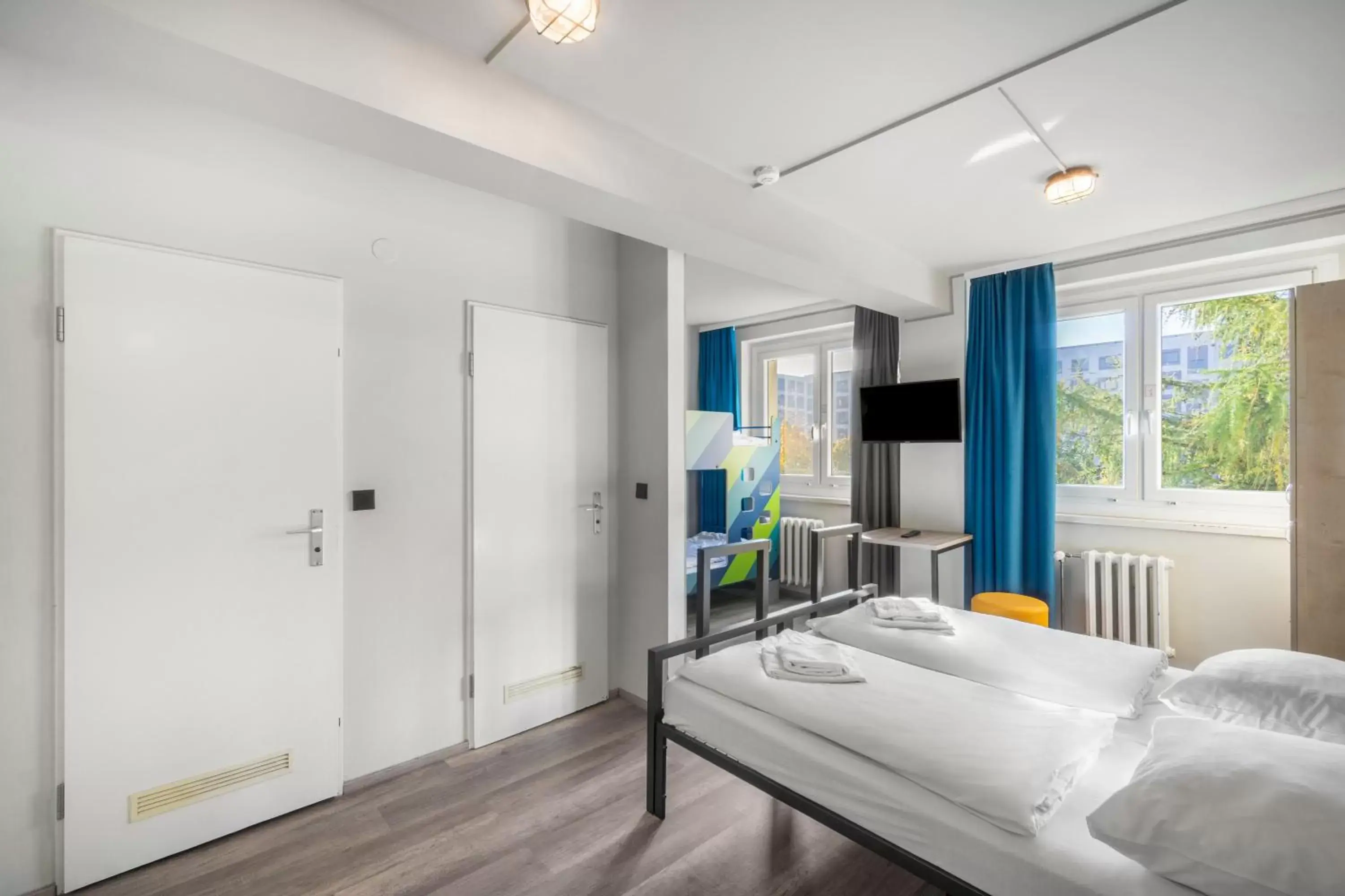 Triple Room in a&o Dresden Hauptbahnhof Triple Room in a&o Dresden Hauptbahnhof