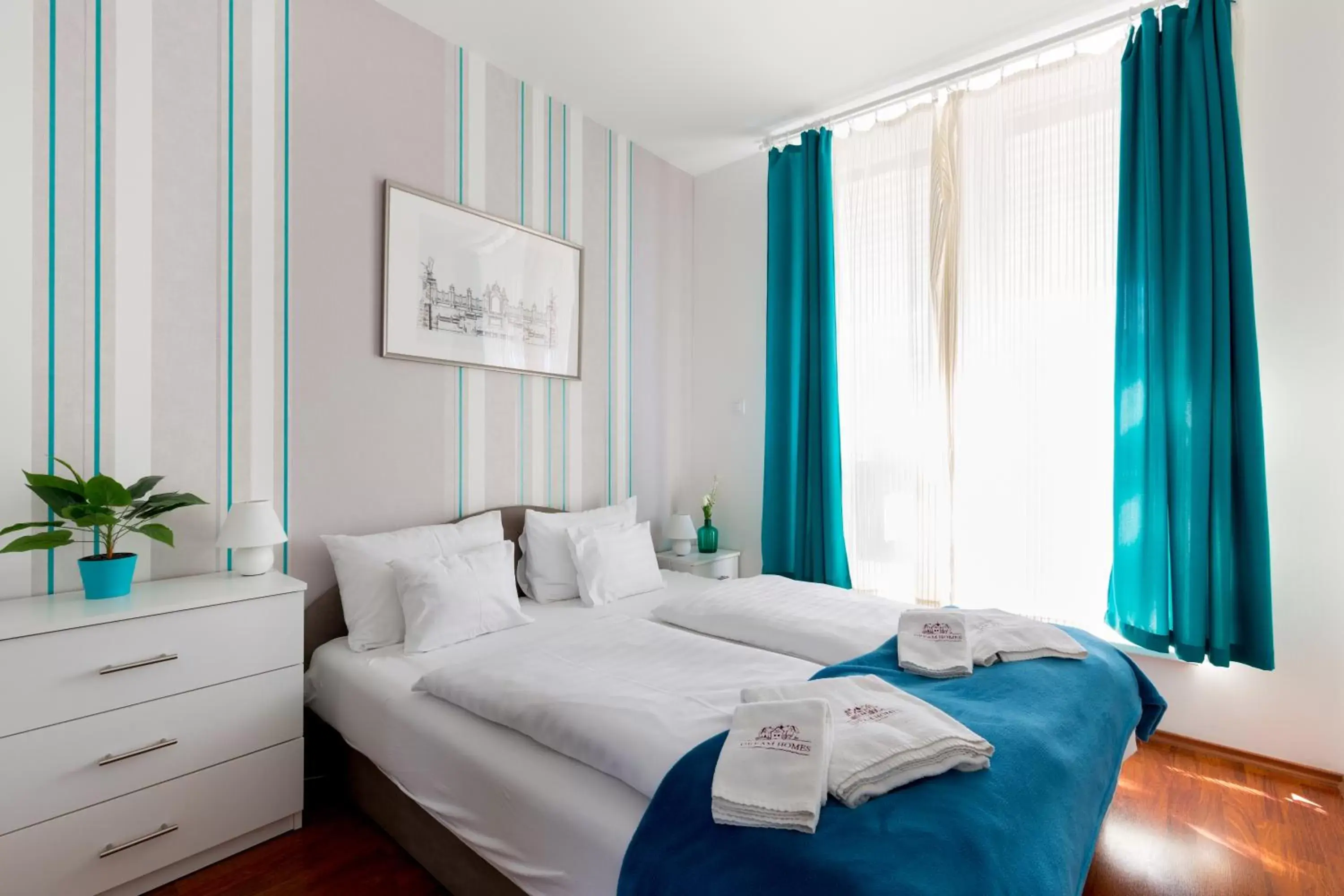 Bedroom, Bed in Sun Resort Apartments
