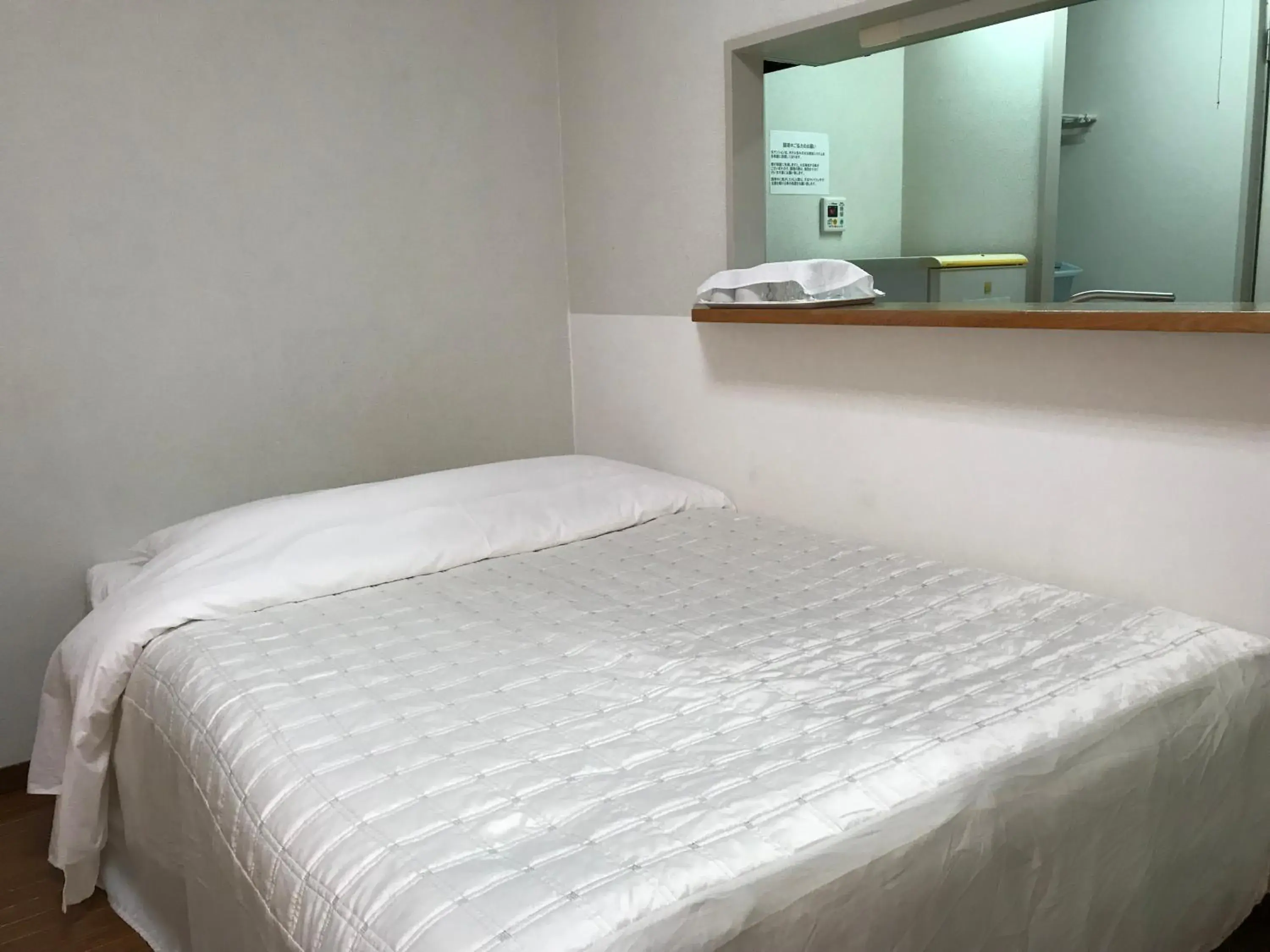 Bed in Weekly Harbourview Mansion Main Building Bed in Weekly Harbourview Mansion Main Building