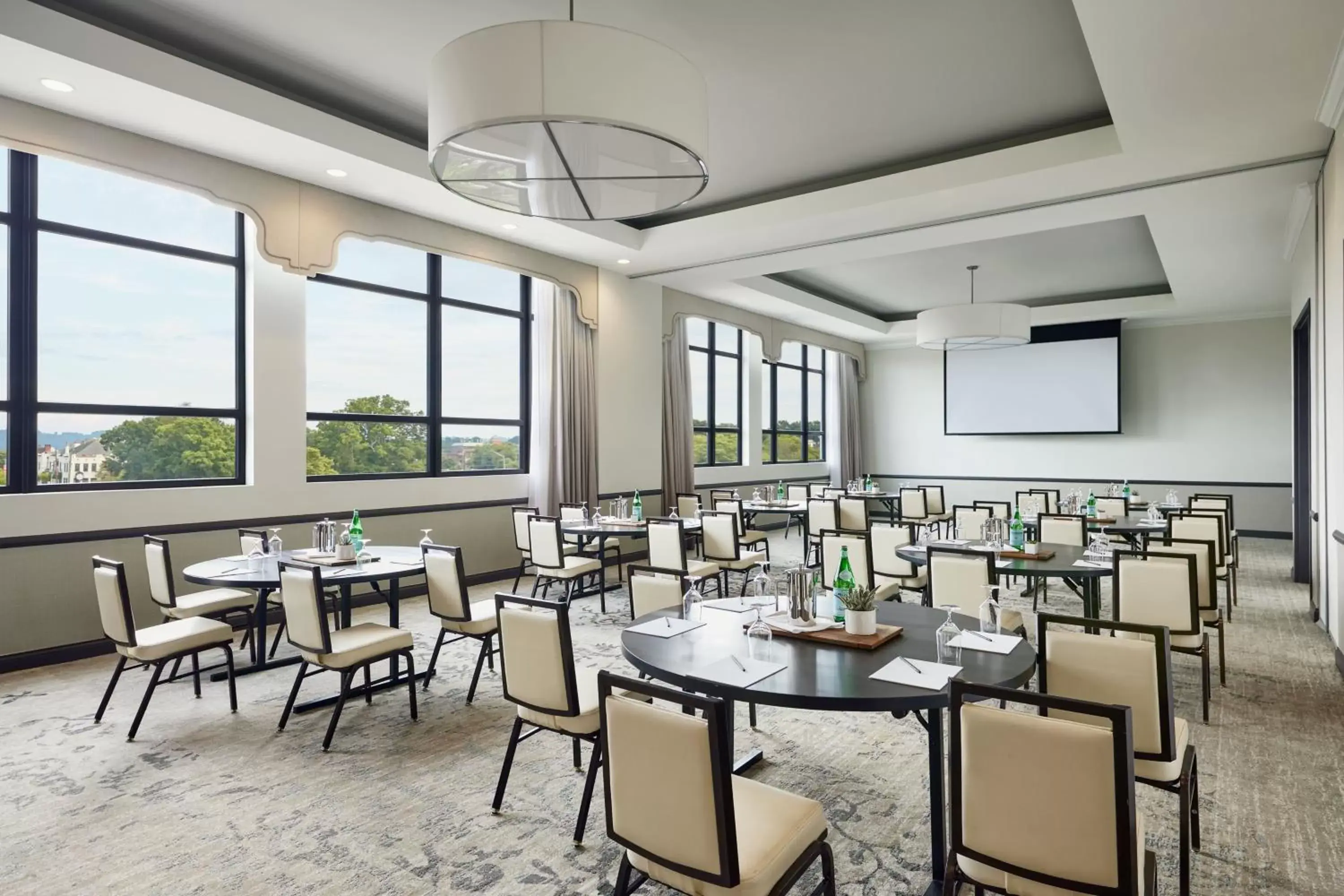 Meeting/conference room, Restaurant/Places to Eat in The Edwin Hotel, Autograph Collection