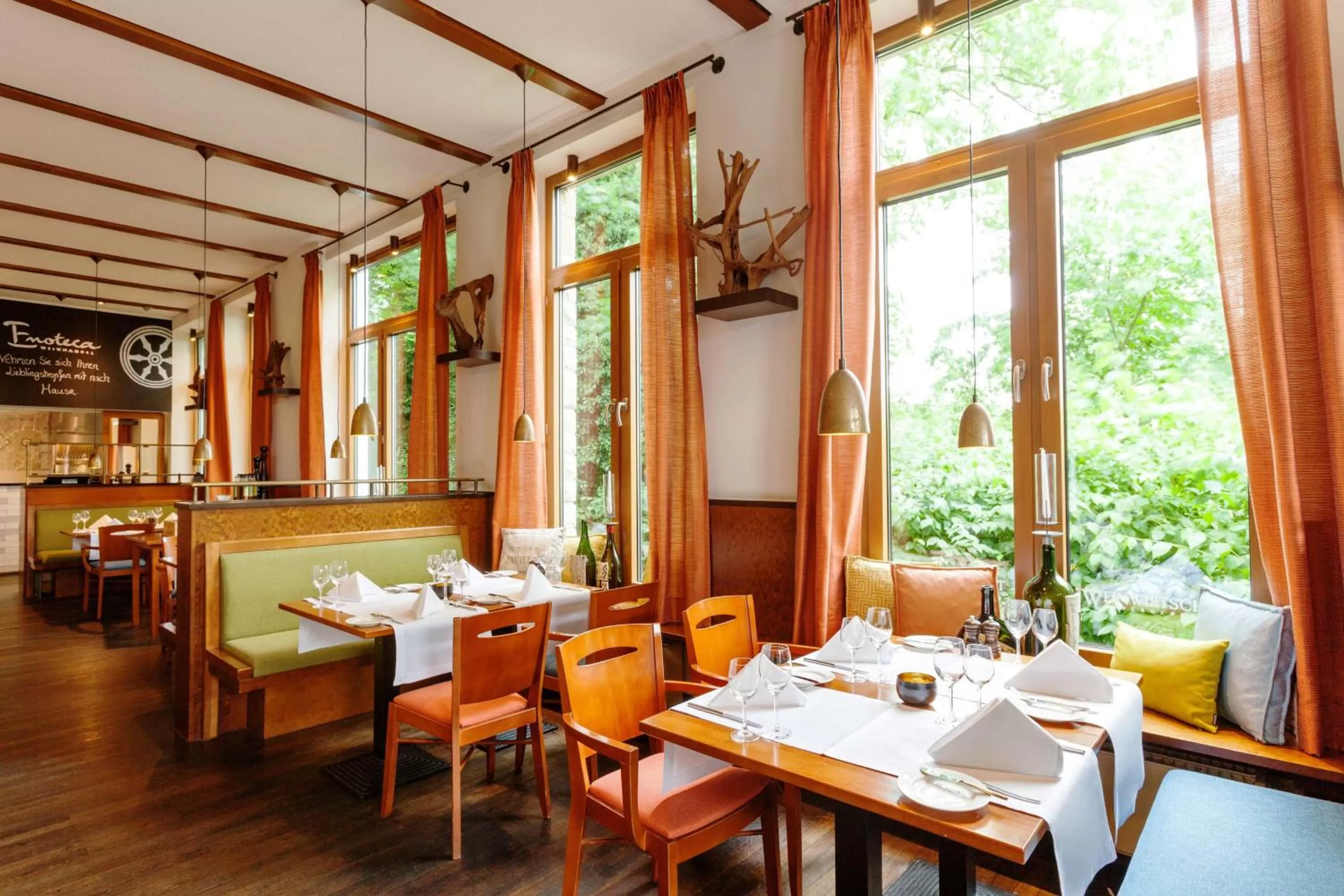 Restaurant/places to eat in Vienna House by Wyndham Remarque Osnabrück